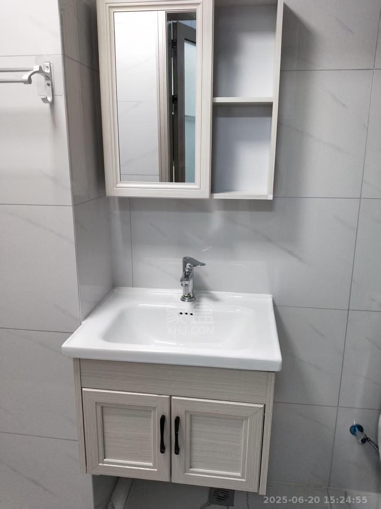 城发翰林府  1室1厅1卫   1200.00元/月室内图