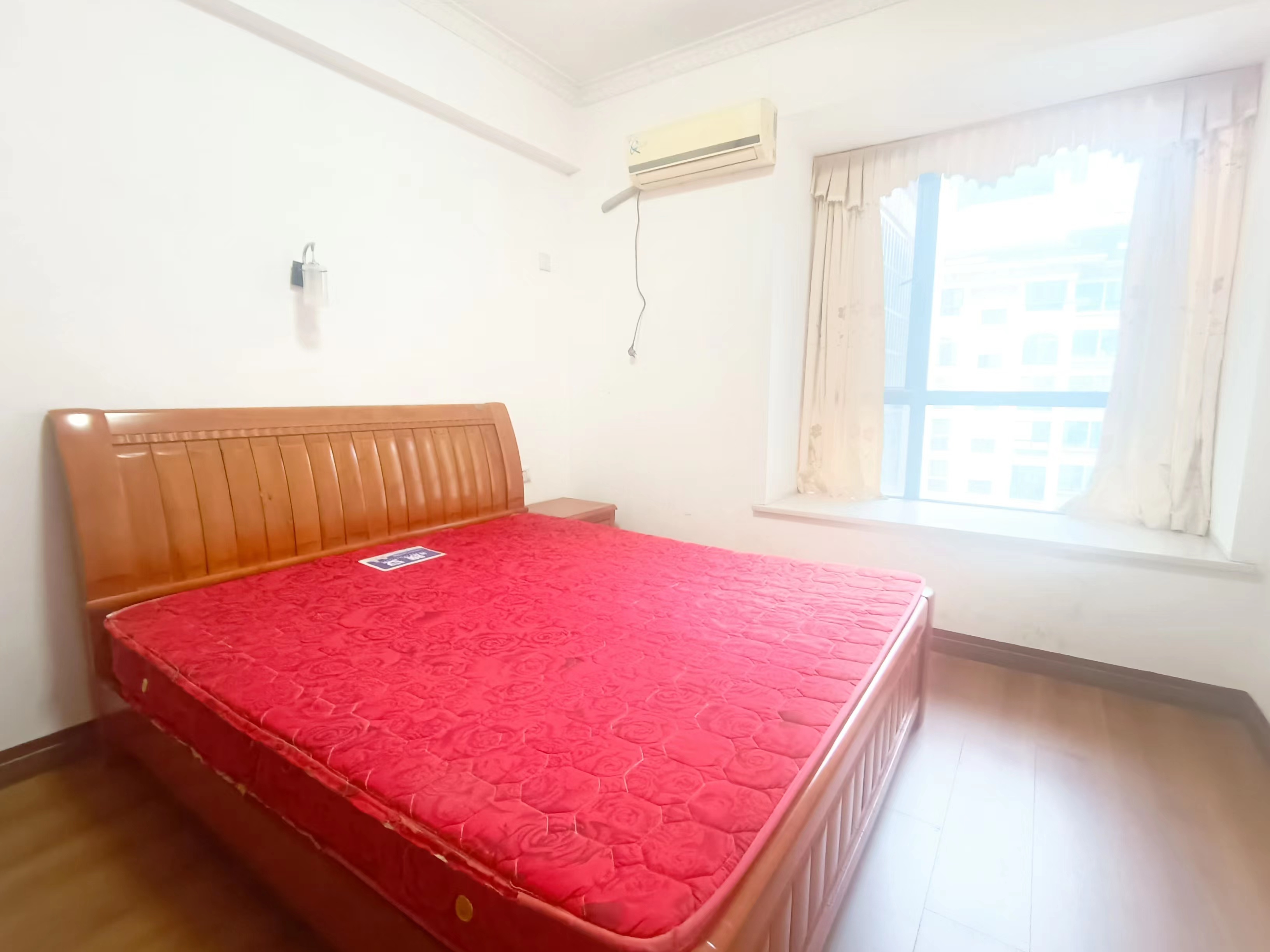 中核缇香名苑 3室2厅2卫 2000.0元/月 中核缇香名苑 3室2厅2卫 2000.0元/月室内图