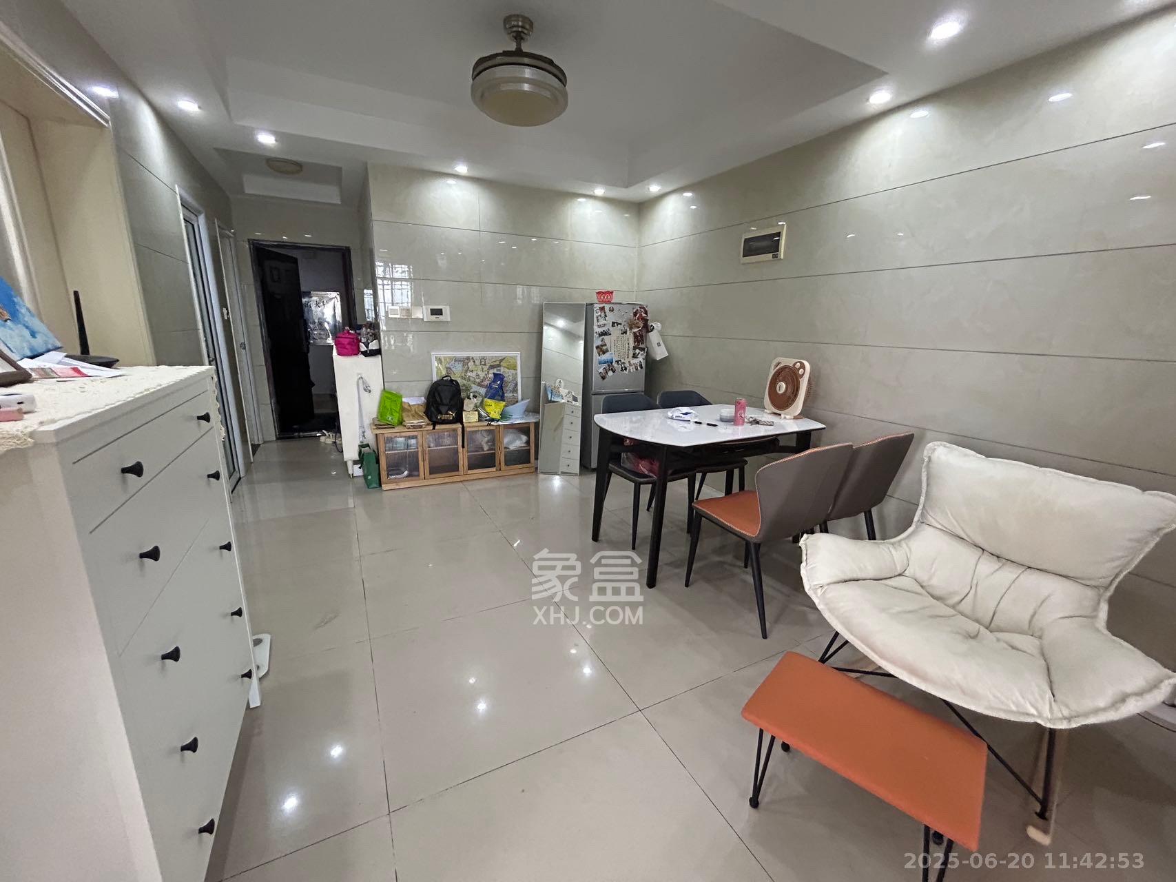 佛奥康桥水岸 3室2厅1卫 1600.0元/月 佛奥康桥水岸 3室2厅1卫 1600.0元/月室内图