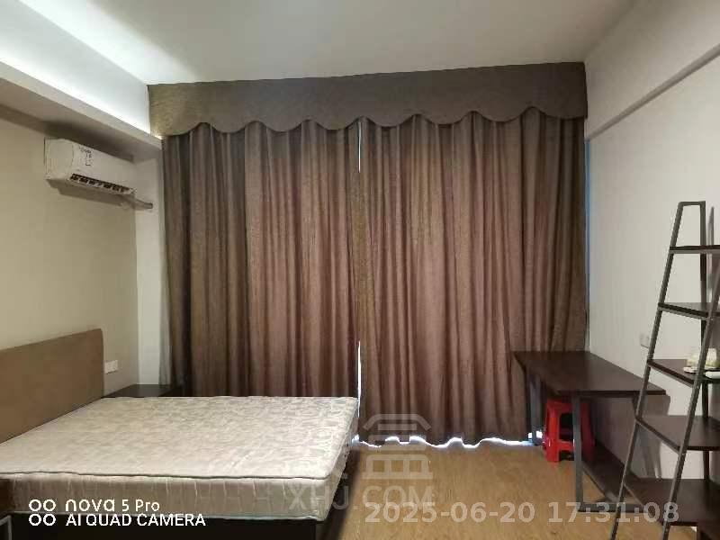 中泰财富湘江  1室1厅1卫    1300.0元/月 中泰财富湘江  1室1厅1卫    1300.0元/月室内图