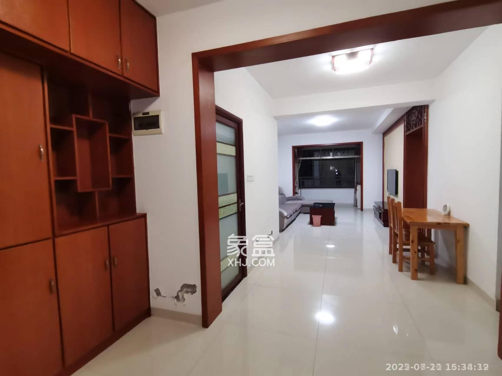 旭辉藏郡(藏郡、旭湘华府) 3室2厅1卫 2400.0元/月 旭辉藏郡(藏郡、旭湘华府) 3室2厅1卫 2400.0元/月室内图