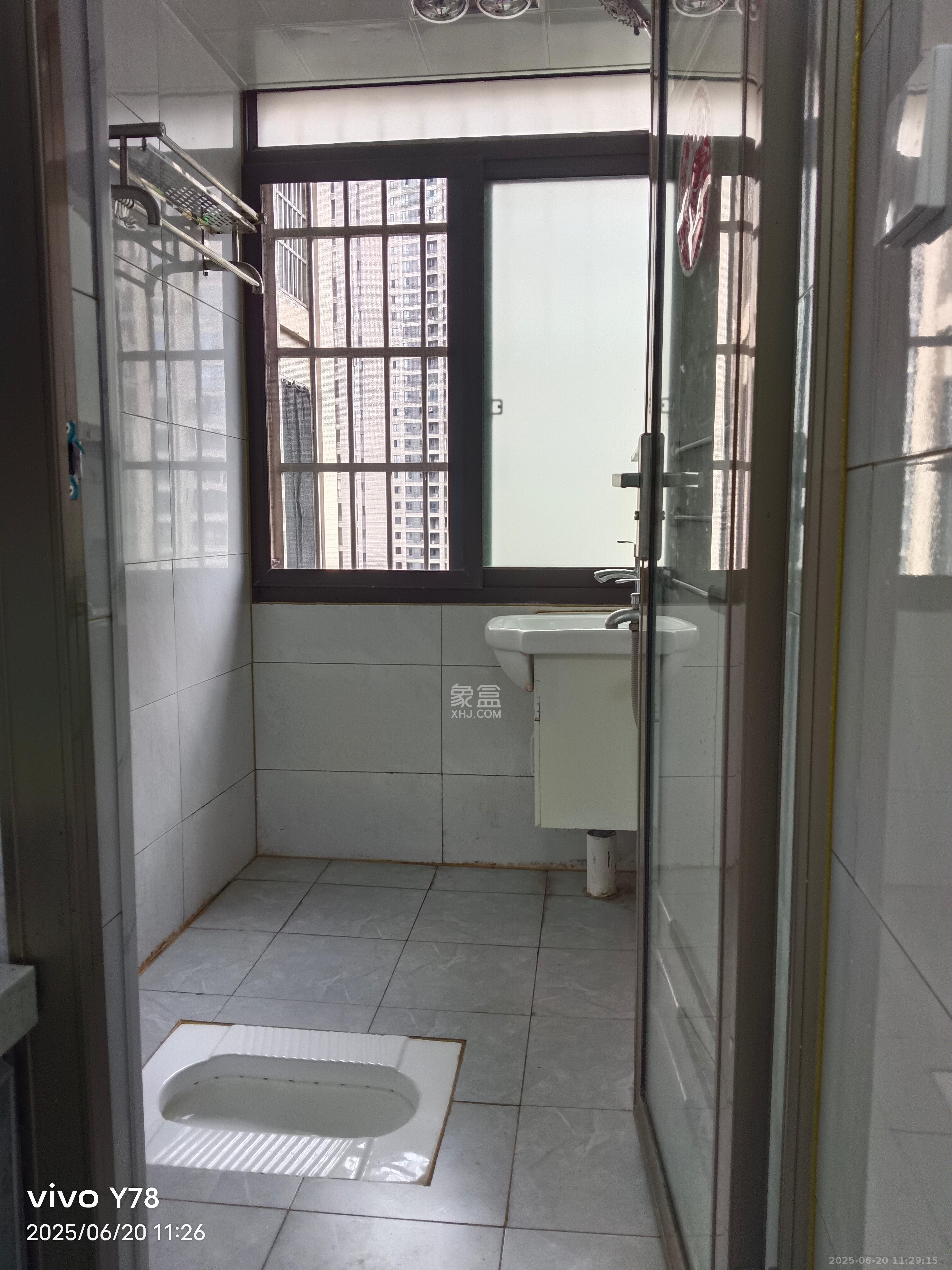 和沁园 1室1厅1卫 1300.0元/月 和沁园 1室1厅1卫 1300.0元/月室内图