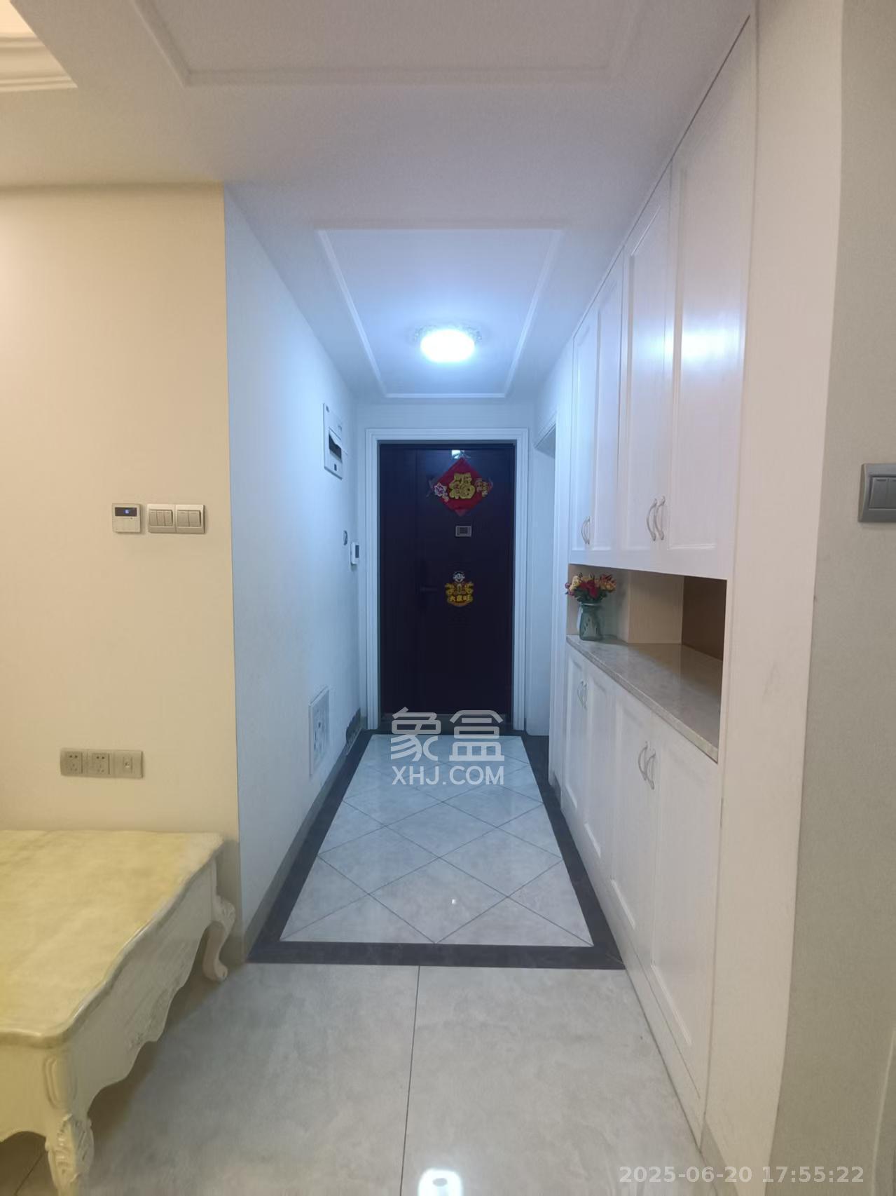 北辰三角洲B2E2区  3室2厅2卫   4500.00元/月室内图