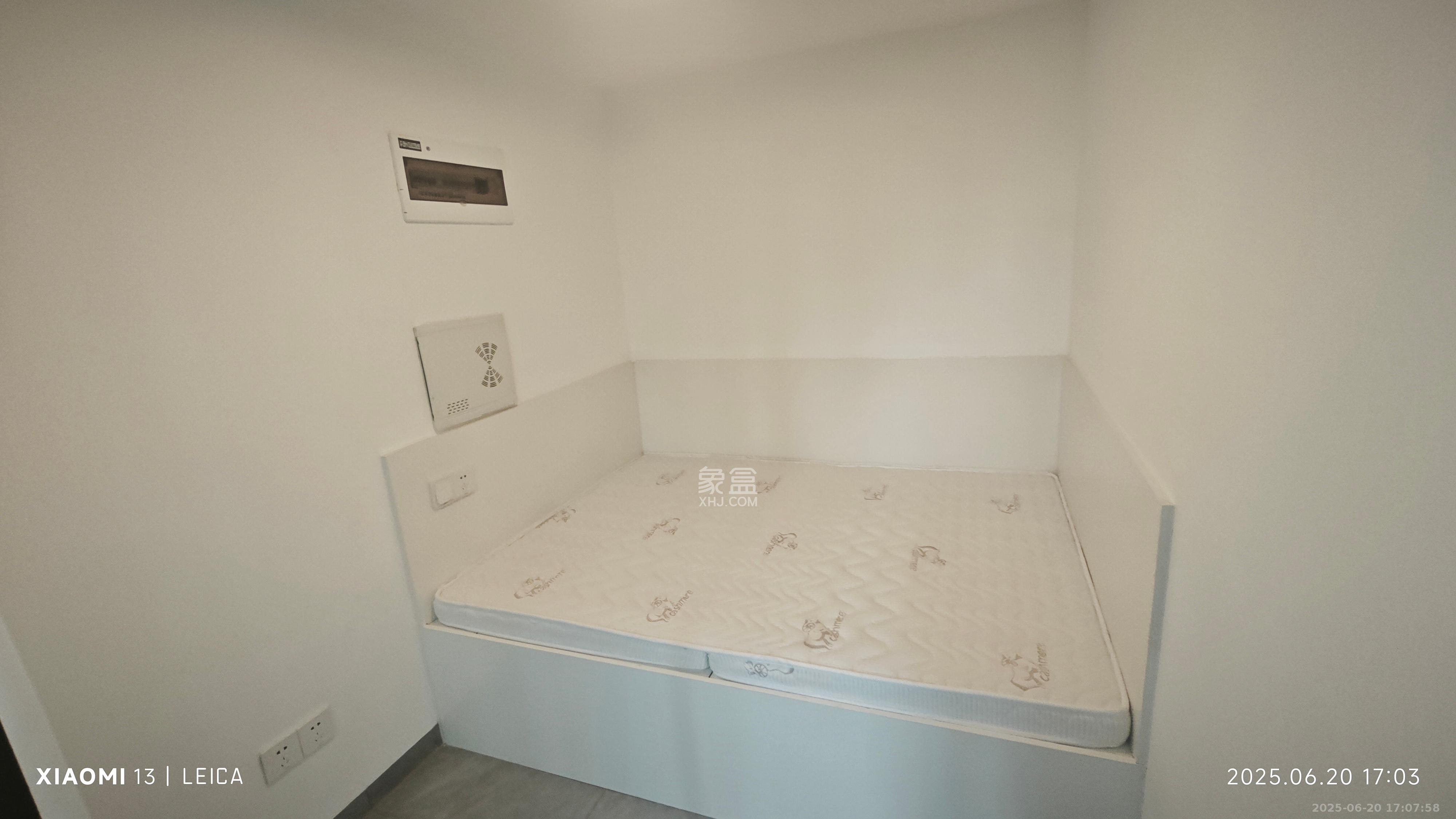 梅溪湖金茂湾 1室1厅1卫 1800.0元/月 梅溪湖金茂湾 1室1厅1卫 1800.0元/月室内图