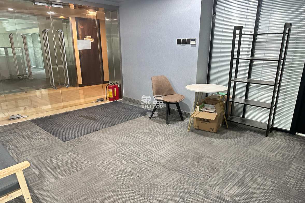 保利国际广场 1室1厅1卫 13000.0元/月 保利国际广场 1室1厅1卫 13000.0元/月室内图