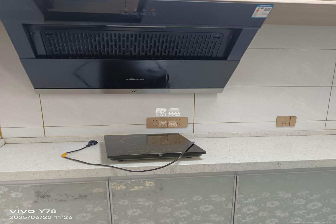 和沁园 1室1厅1卫 1300.0元/月 和沁园 1室1厅1卫 1300.0元/月室内图