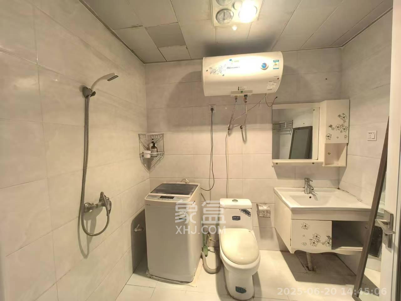 湘电友谊一号 1室1厅1卫 750.0元/月 湘电友谊一号 1室1厅1卫 750.0元/月室内图