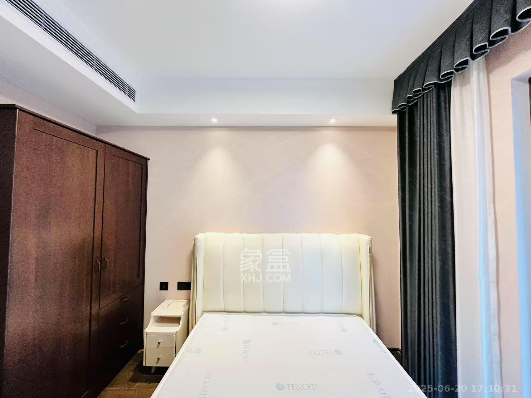 印湘江二(印江雅居) 3室2厅2卫 5200.0元/月 印湘江二(印江雅居) 3室2厅2卫 5200.0元/月室内图