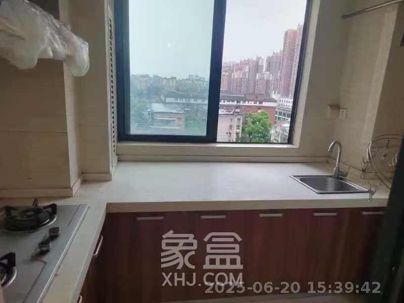 中建木莲工社  1室1厅1卫   1300.00元/月室内图