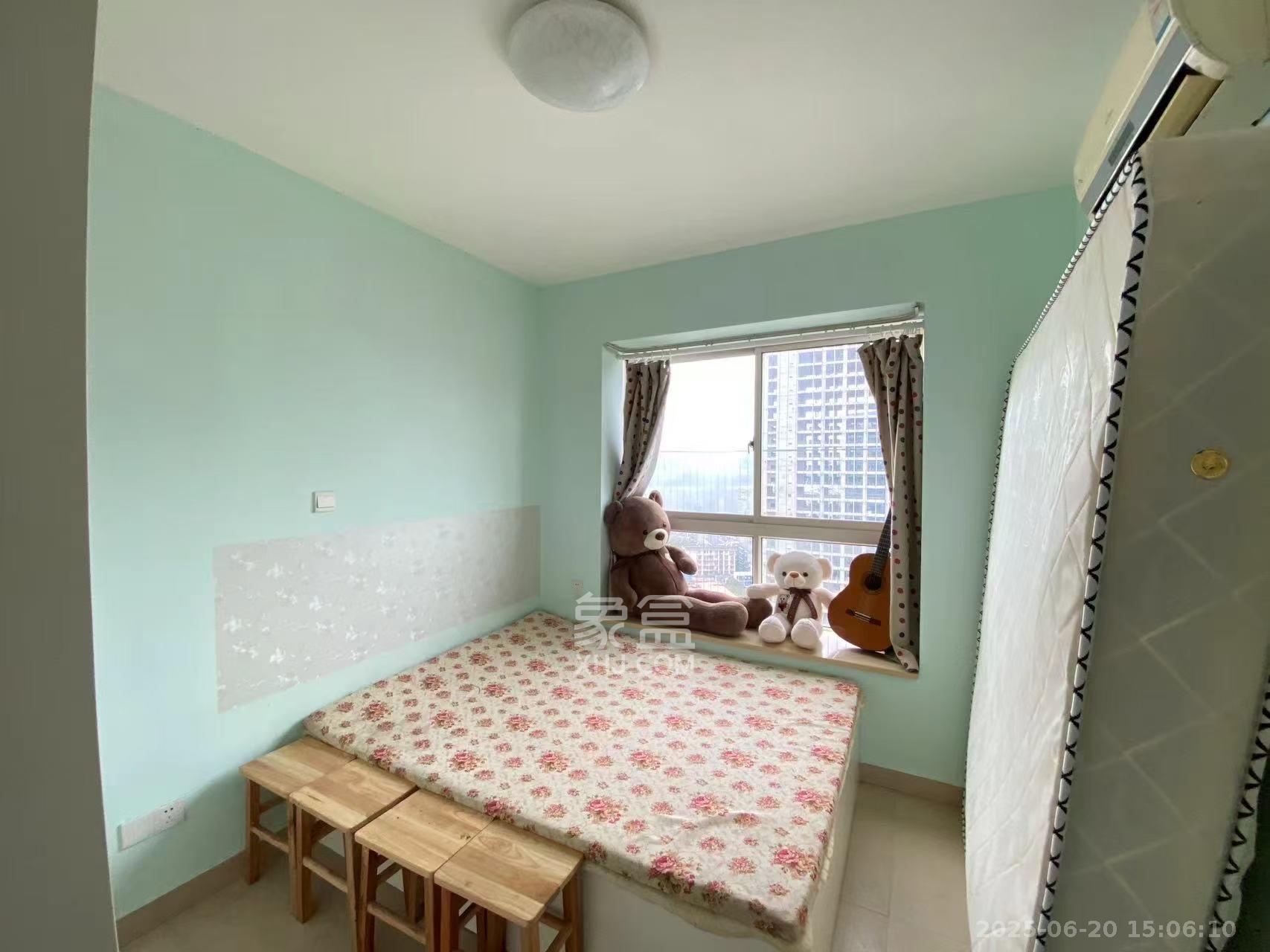 白沙晶城  1室1厅1卫    1900.0元/月 白沙晶城  1室1厅1卫    1900.0元/月室内图