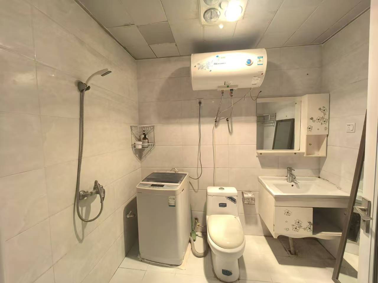 湘电友谊一号 1室1厅1卫 750.0元/月 湘电友谊一号 1室1厅1卫 750.0元/月户型图