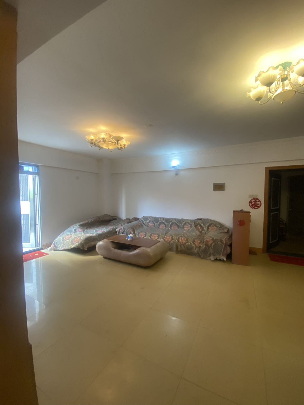 京江花园 3室2厅2卫 135.0万 京江花园 3室2厅2卫 135.0万室内图