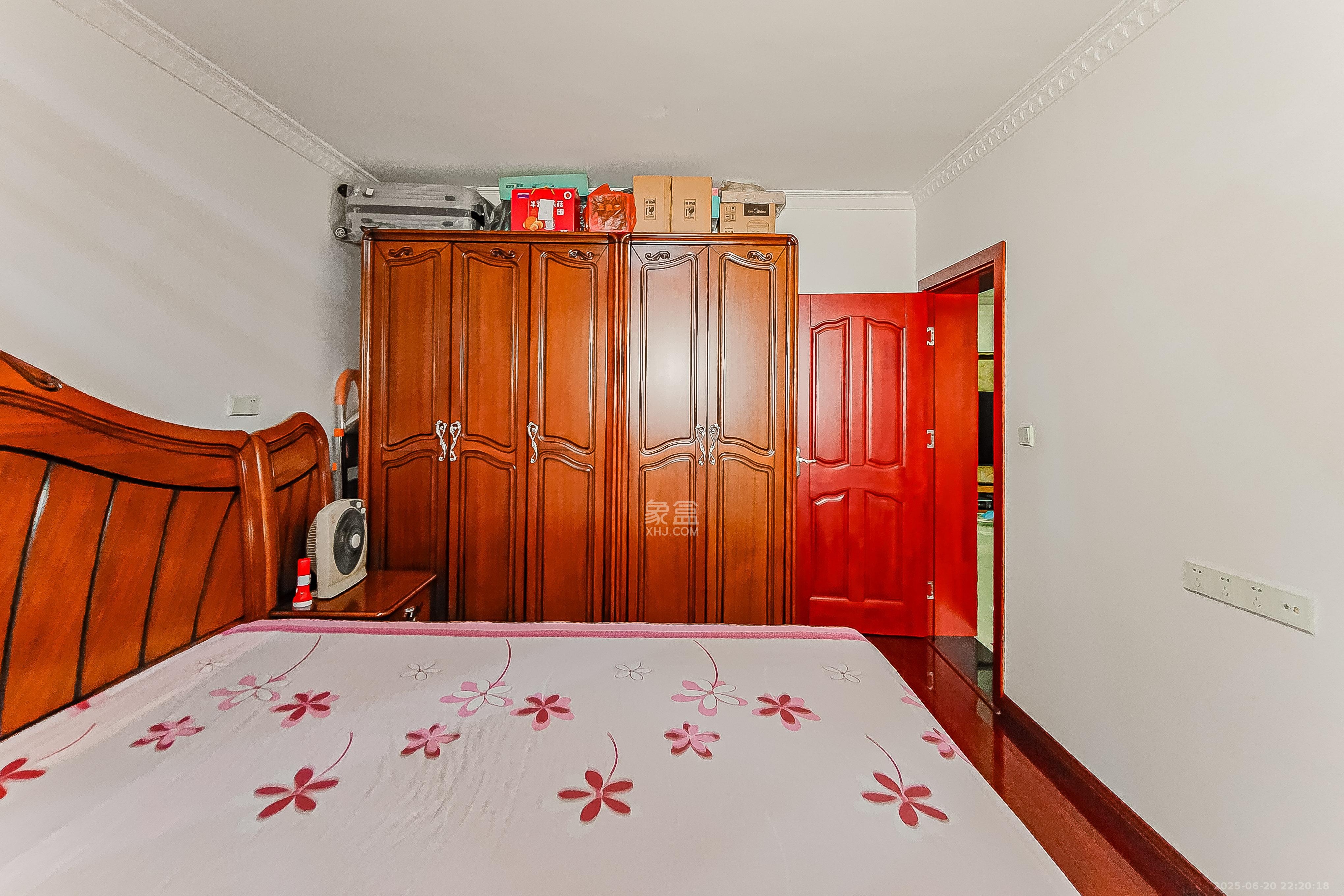 南建公寓  2室2厅1卫    66.0万 南建公寓  2室2厅1卫    66.0万卧室