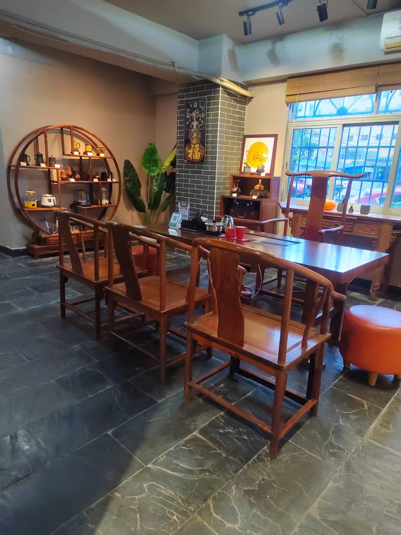 康业花园 2室1厅1卫 3500.0元/月 康业花园 2室1厅1卫 3500.0元/月室内图