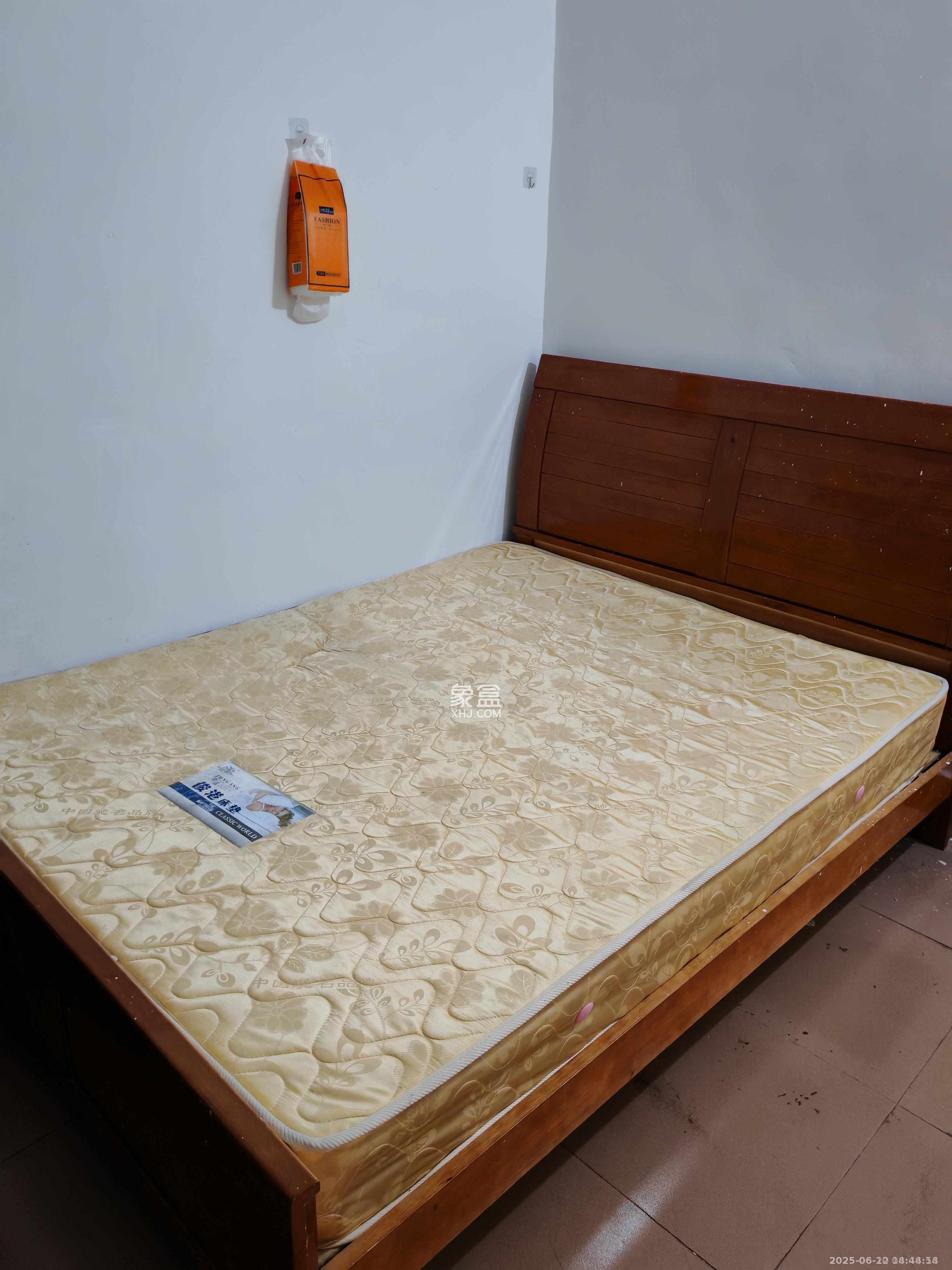 砂子塘社区 2室1厅1卫 1700.0元/月 砂子塘社区 2室1厅1卫 1700.0元/月室内图