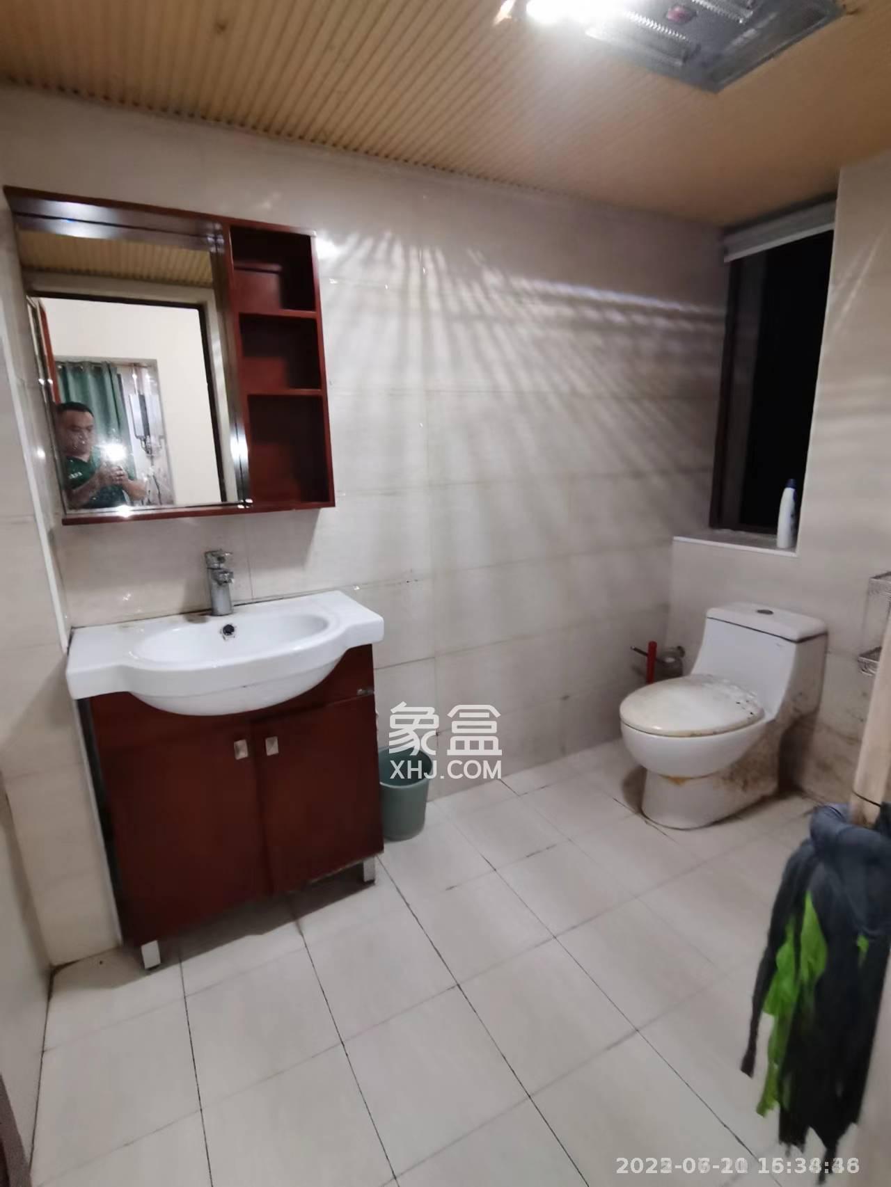 旭辉藏郡(藏郡、旭湘华府) 3室2厅1卫 2400.0元/月 旭辉藏郡(藏郡、旭湘华府) 3室2厅1卫 2400.0元/月室内图