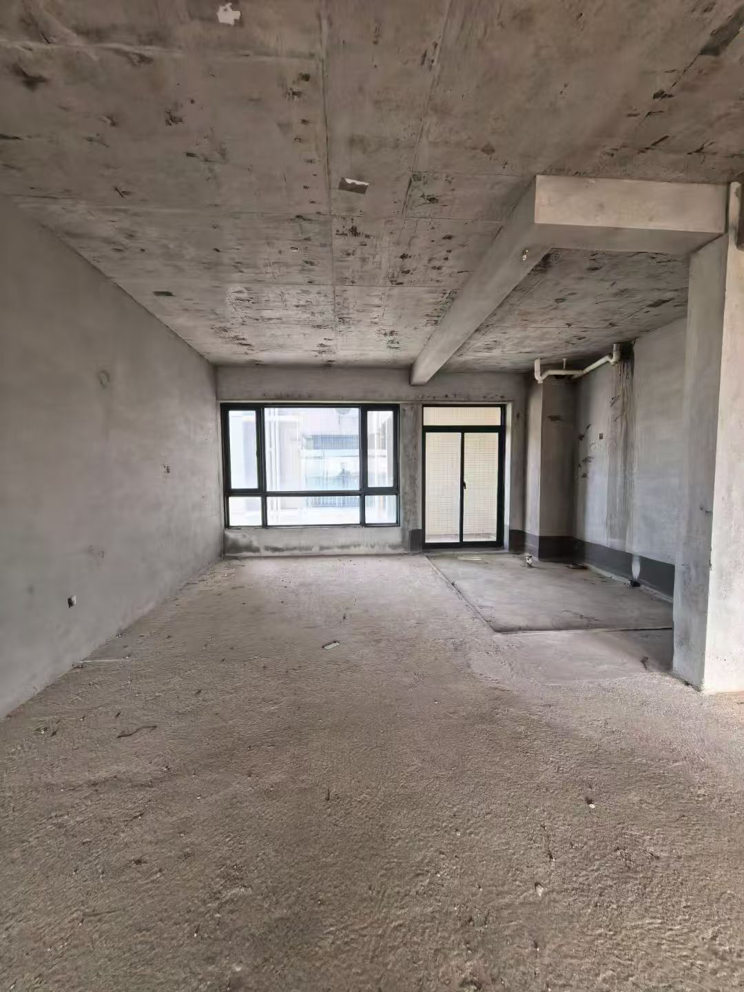 蓝城一号 4室2厅2卫 388.0万 蓝城一号 4室2厅2卫 388.0万室内图