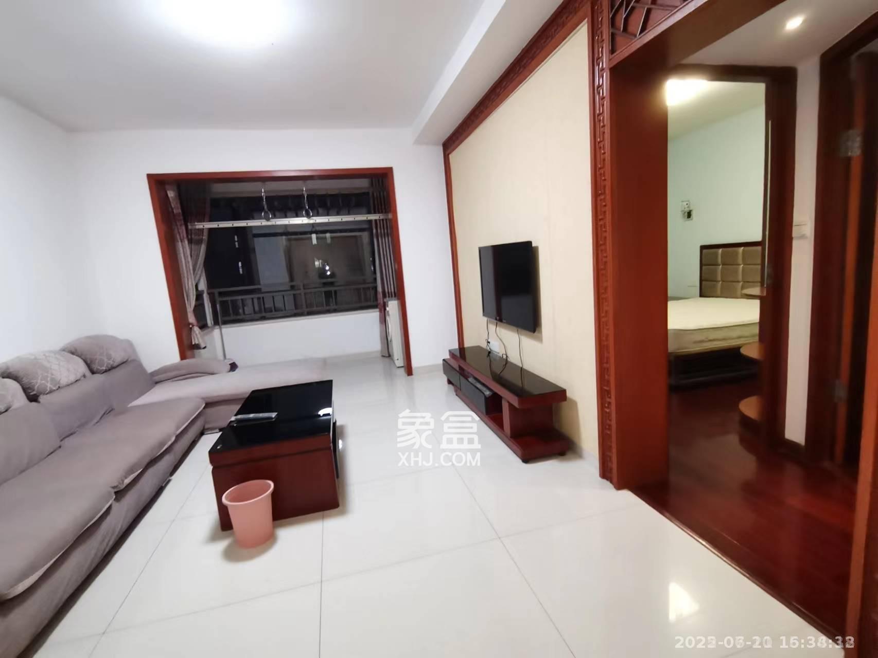 旭辉藏郡(藏郡、旭湘华府) 3室2厅1卫 2400.0元/月 旭辉藏郡(藏郡、旭湘华府) 3室2厅1卫 2400.0元/月室内图