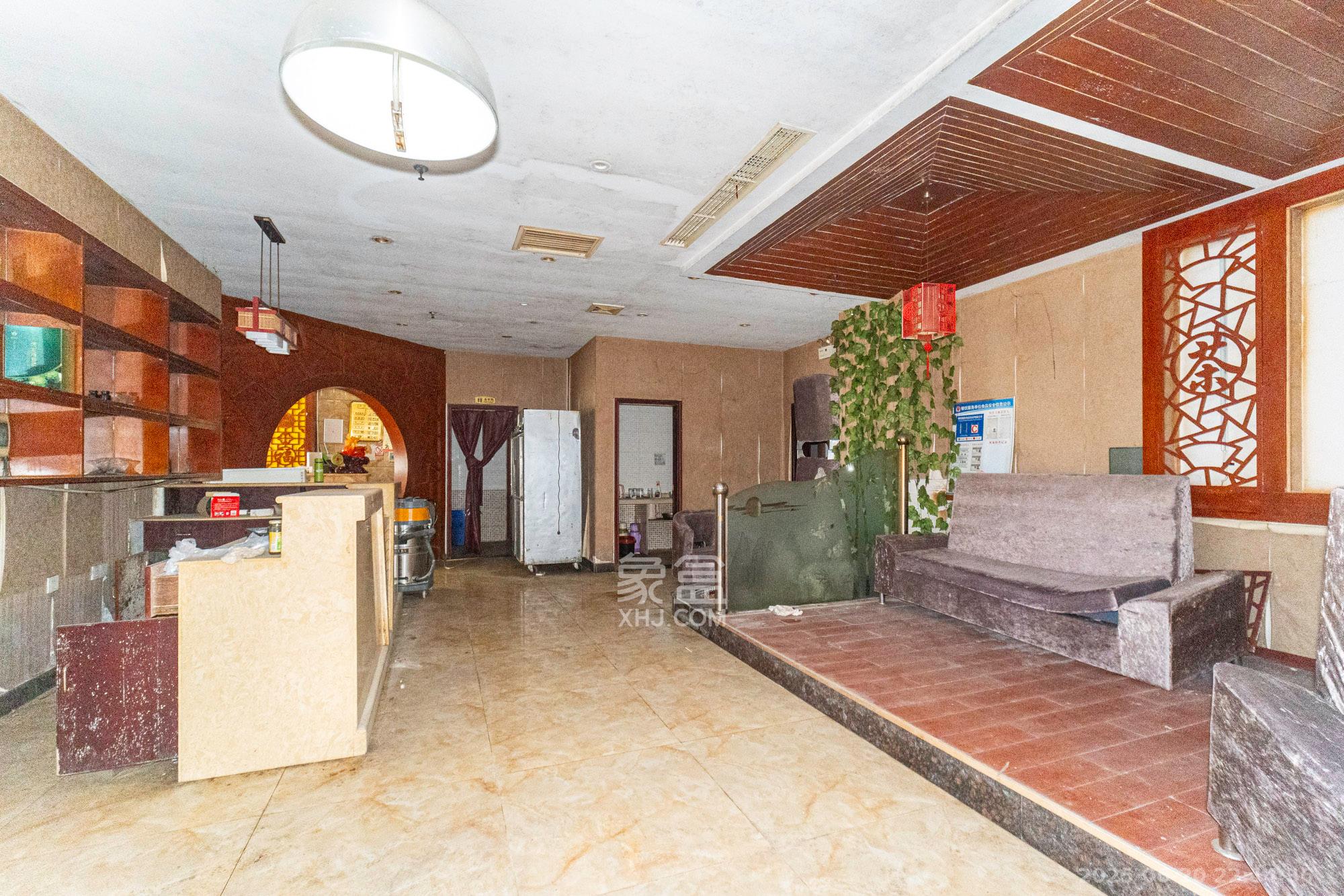 湘绣城  12室7厅7卫    438.0万 湘绣城  12室7厅7卫    438.0万其他