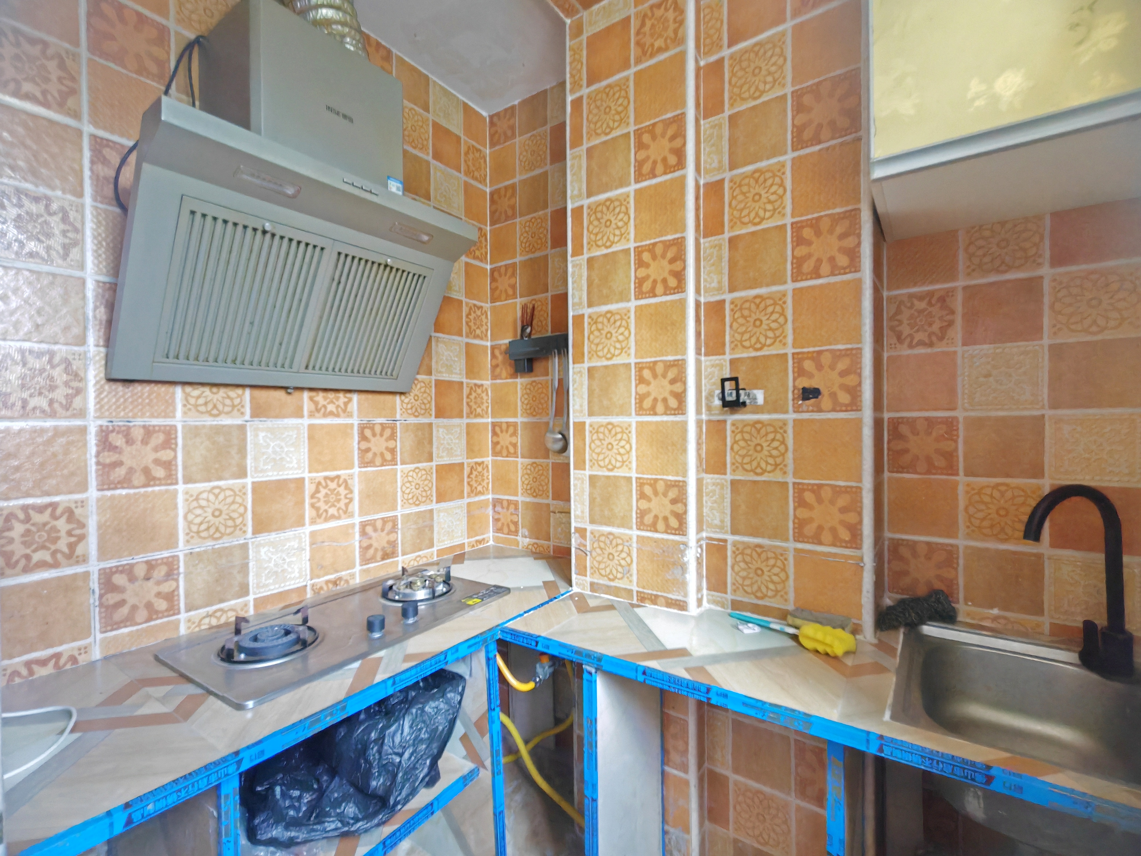 海航豪庭北苑 4室2厅2卫 4500.0元/月 海航豪庭北苑 4室2厅2卫 4500.0元/月室内图