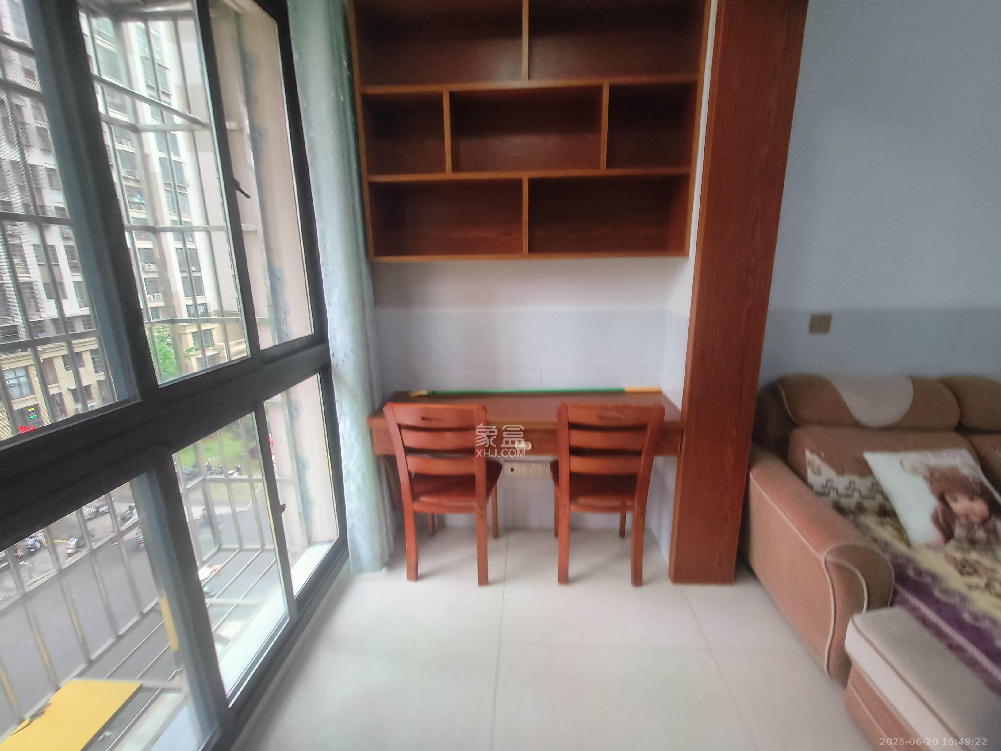 嘉顺苑  3室2厅1卫    2000.0元/月室内图