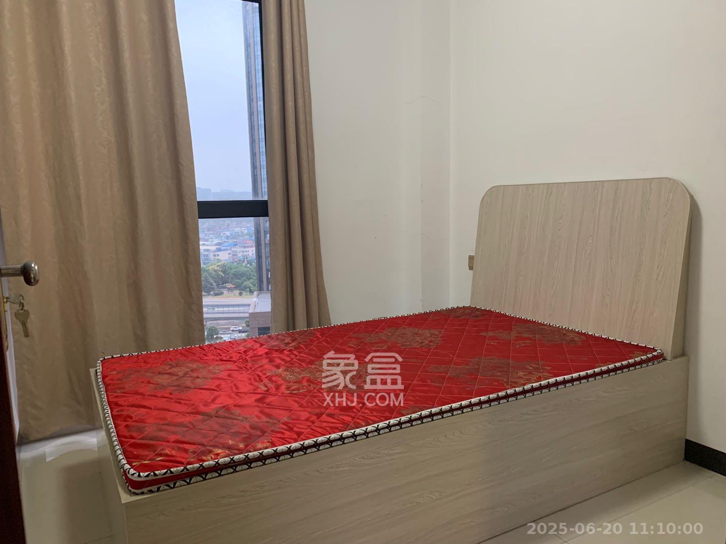 高升时代广场(冠铭商务中心) 3室2厅1卫 2400.0元/月 高升时代广场(冠铭商务中心) 3室2厅1卫 2400.0元/月室内图