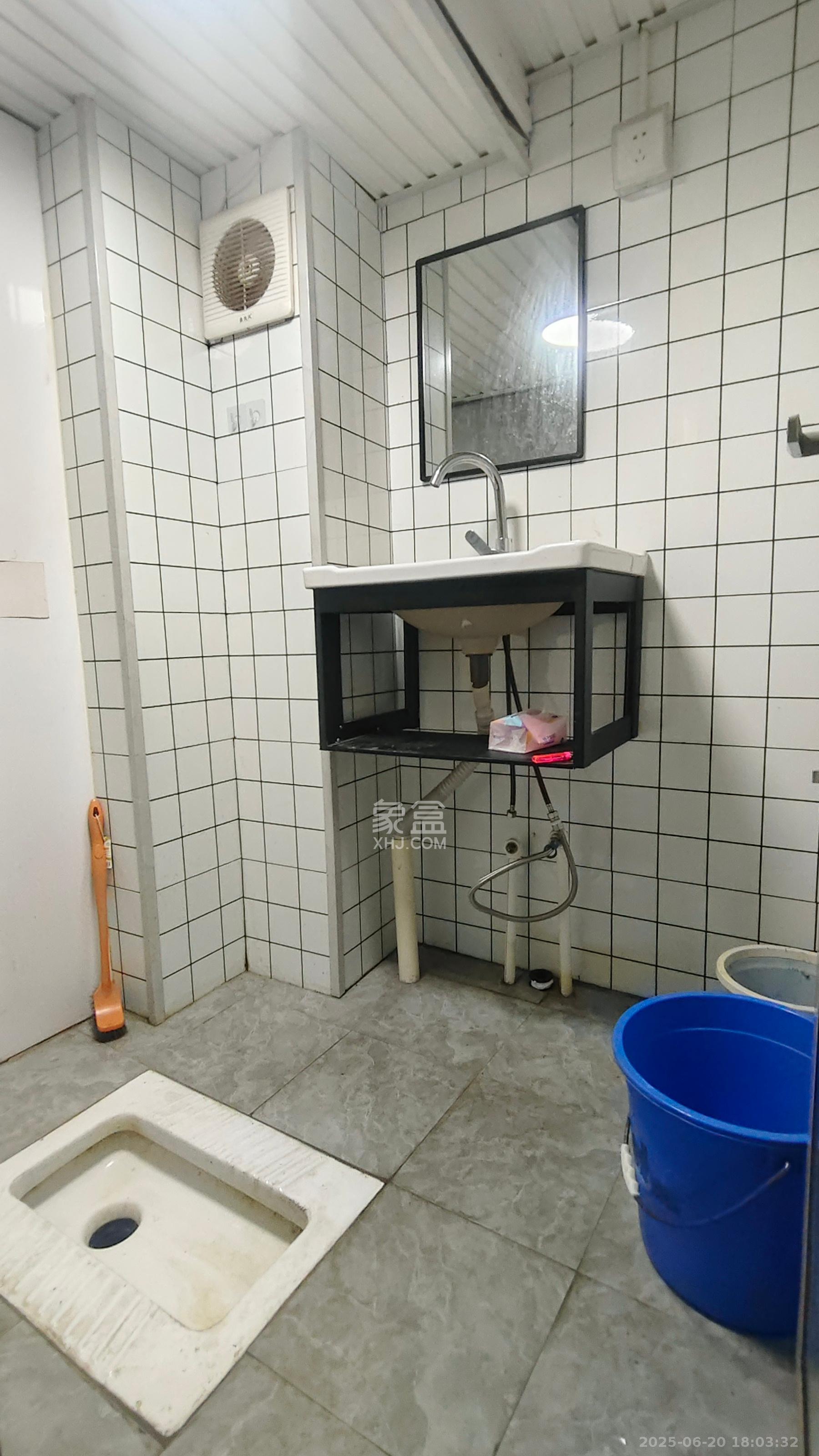 振业城三期  2室2厅1卫    2300.0元/月 振业城三期  2室2厅1卫    2300.0元/月室内图