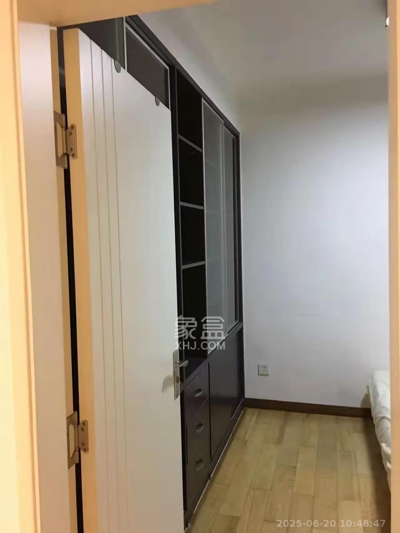 万象新天  2室1厅1卫   3000.00元/月室内图