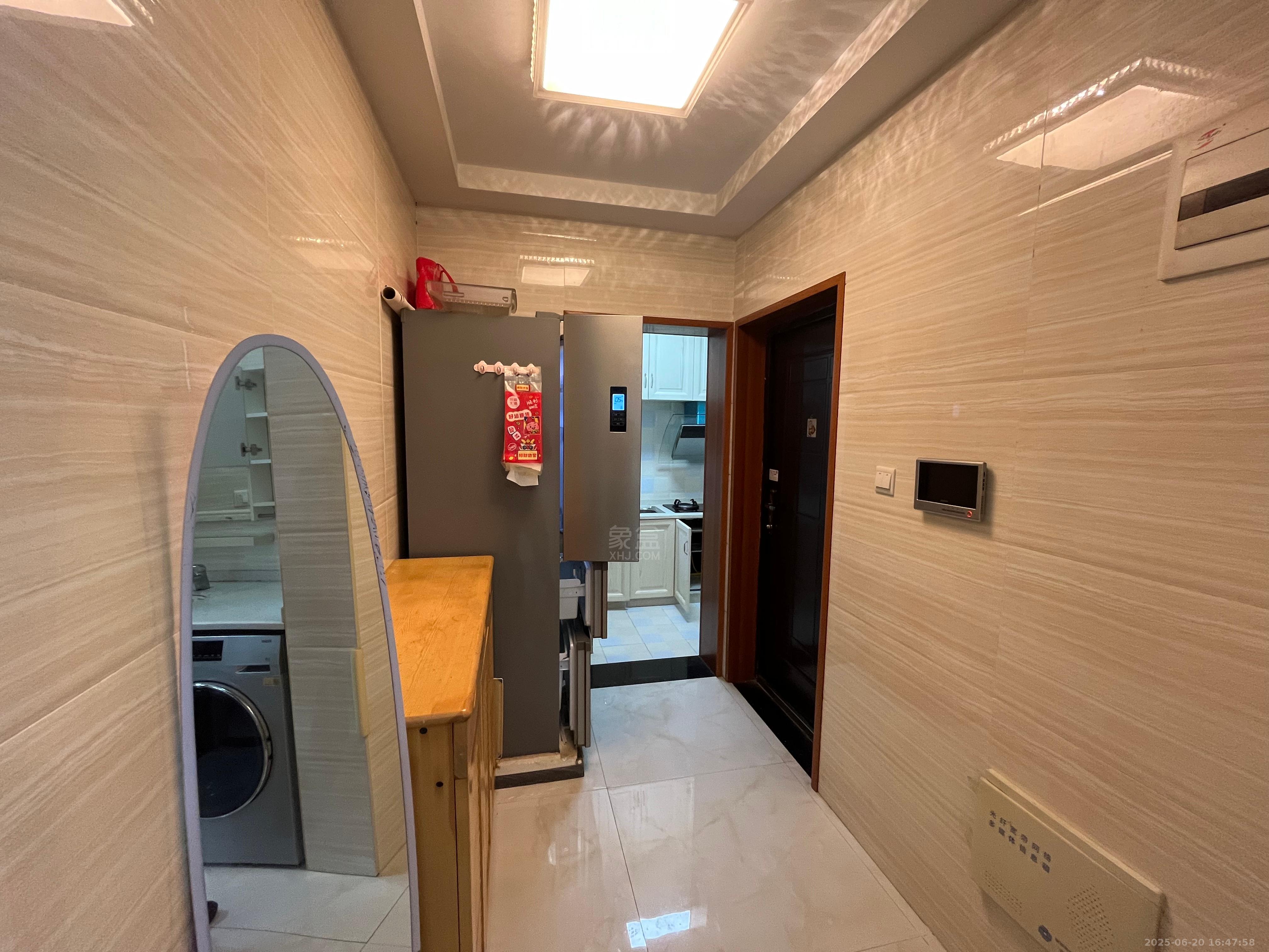 流金岁月-华晨国际 2室2厅1卫 1600.0元/月 流金岁月-华晨国际 2室2厅1卫 1600.0元/月室内图