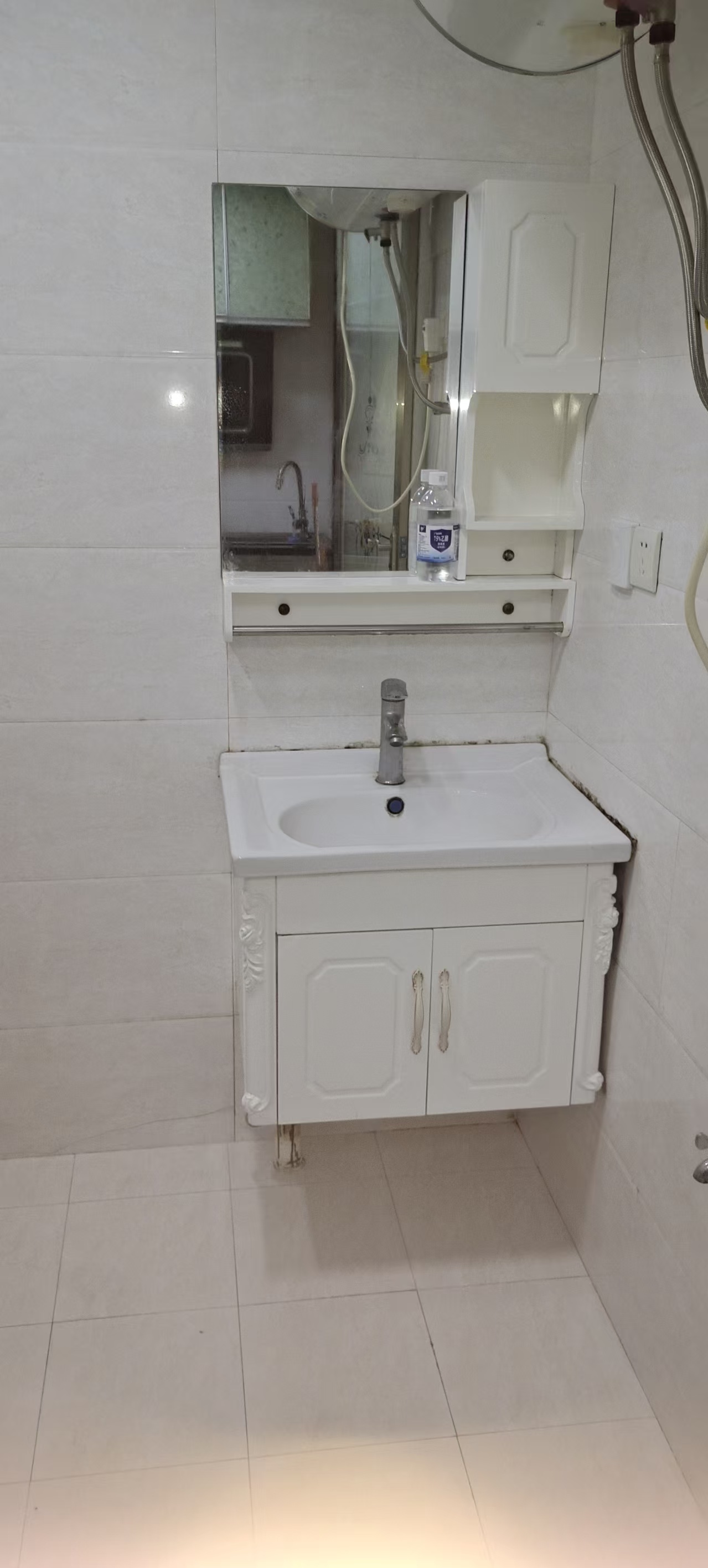 尚书房 1室1厅1卫 1250.0元/月 尚书房 1室1厅1卫 1250.0元/月室内图