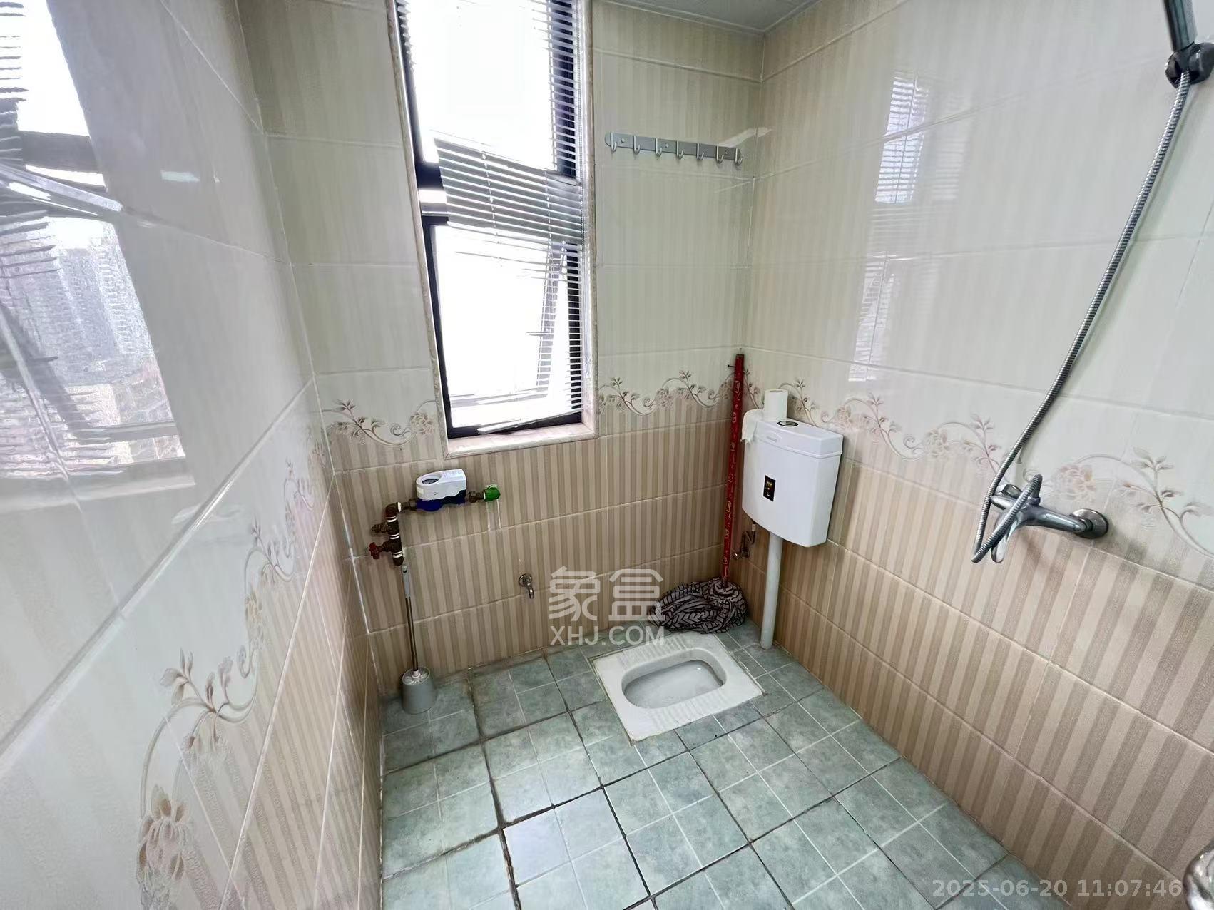 紫薇公寓  2室2厅1卫    2800.0元/月 紫薇公寓  2室2厅1卫    2800.0元/月室内图