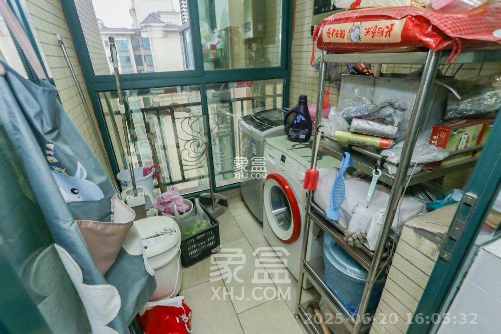恒大华府  2室2厅1卫   2500.00元/月室内图