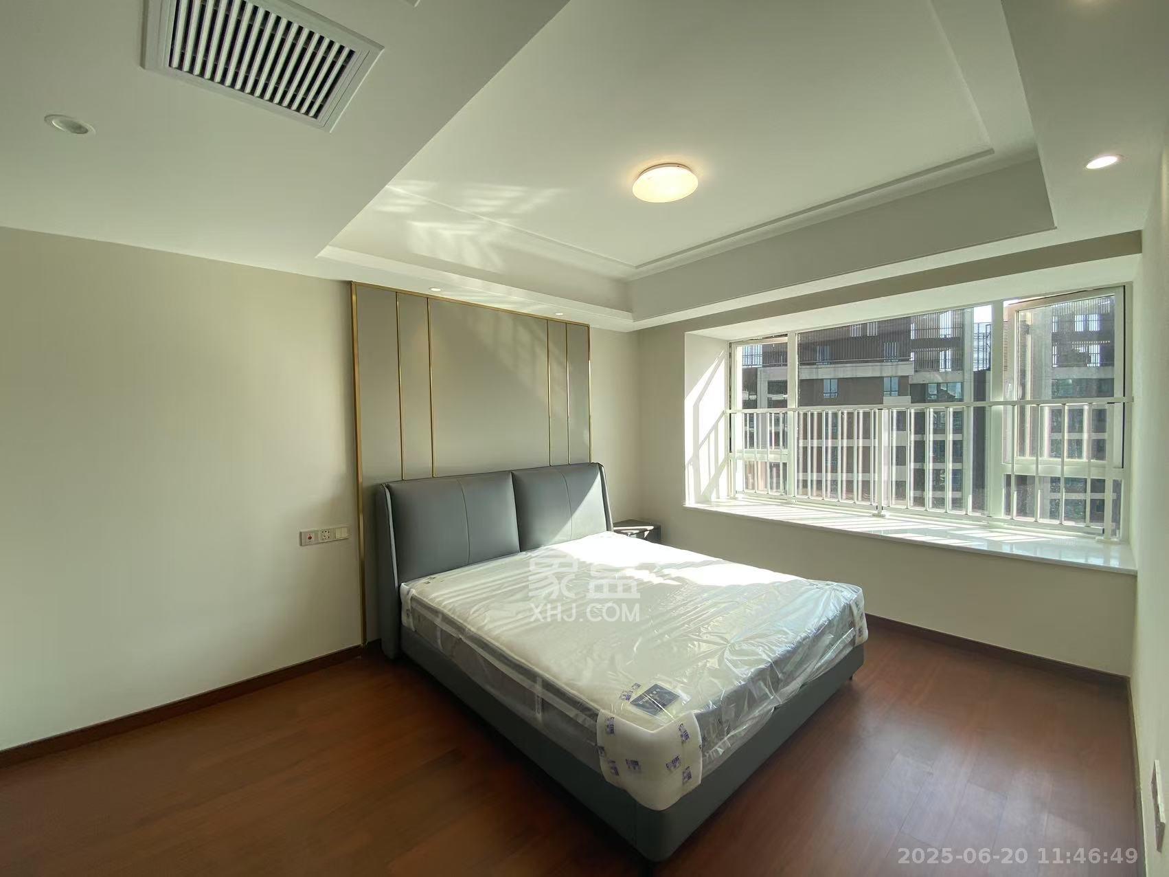 中欣楚天御府E区  4室2厅2卫    3500.0元/月 中欣楚天御府E区  4室2厅2卫    3500.0元/月室内图