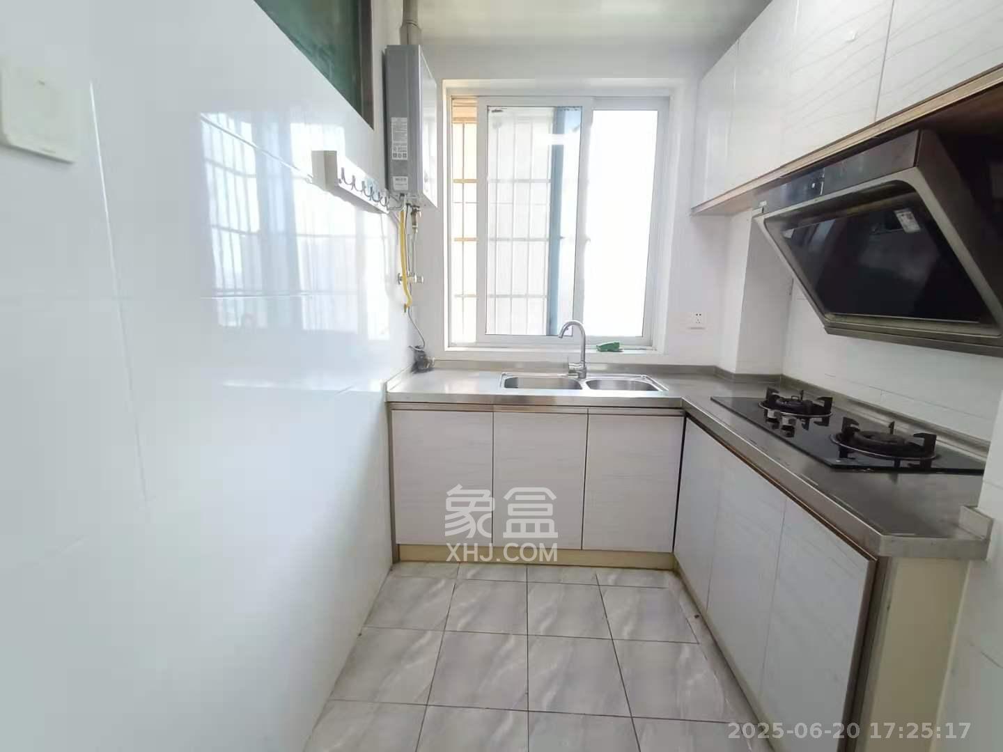 福嘉园 2室1厅1卫 1500.0元/月 福嘉园 2室1厅1卫 1500.0元/月室内图