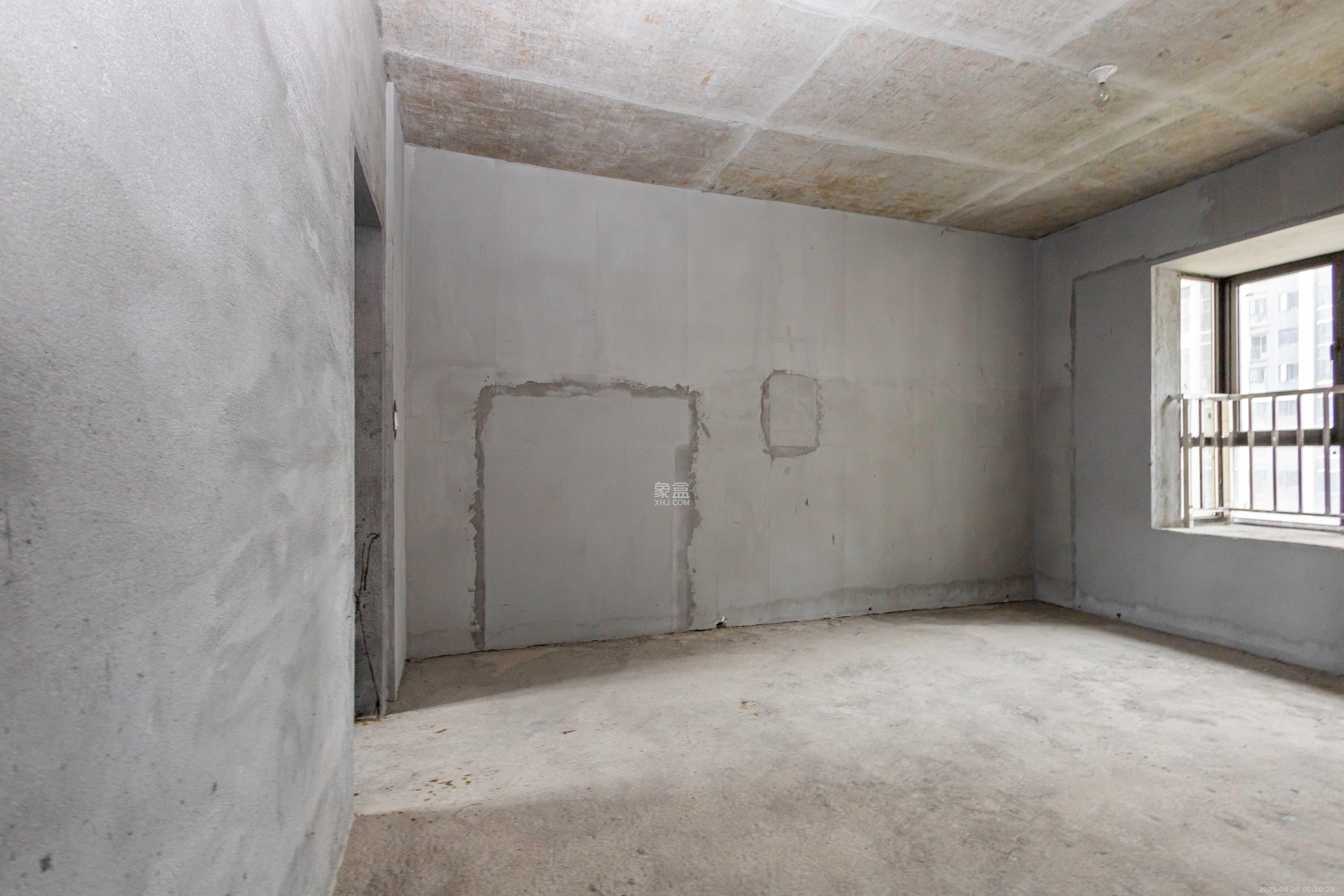 财汇新天地(财汇商务广场) 4室2厅2卫 73.0万 财汇新天地(财汇商务广场) 4室2厅2卫 73.0万卧室