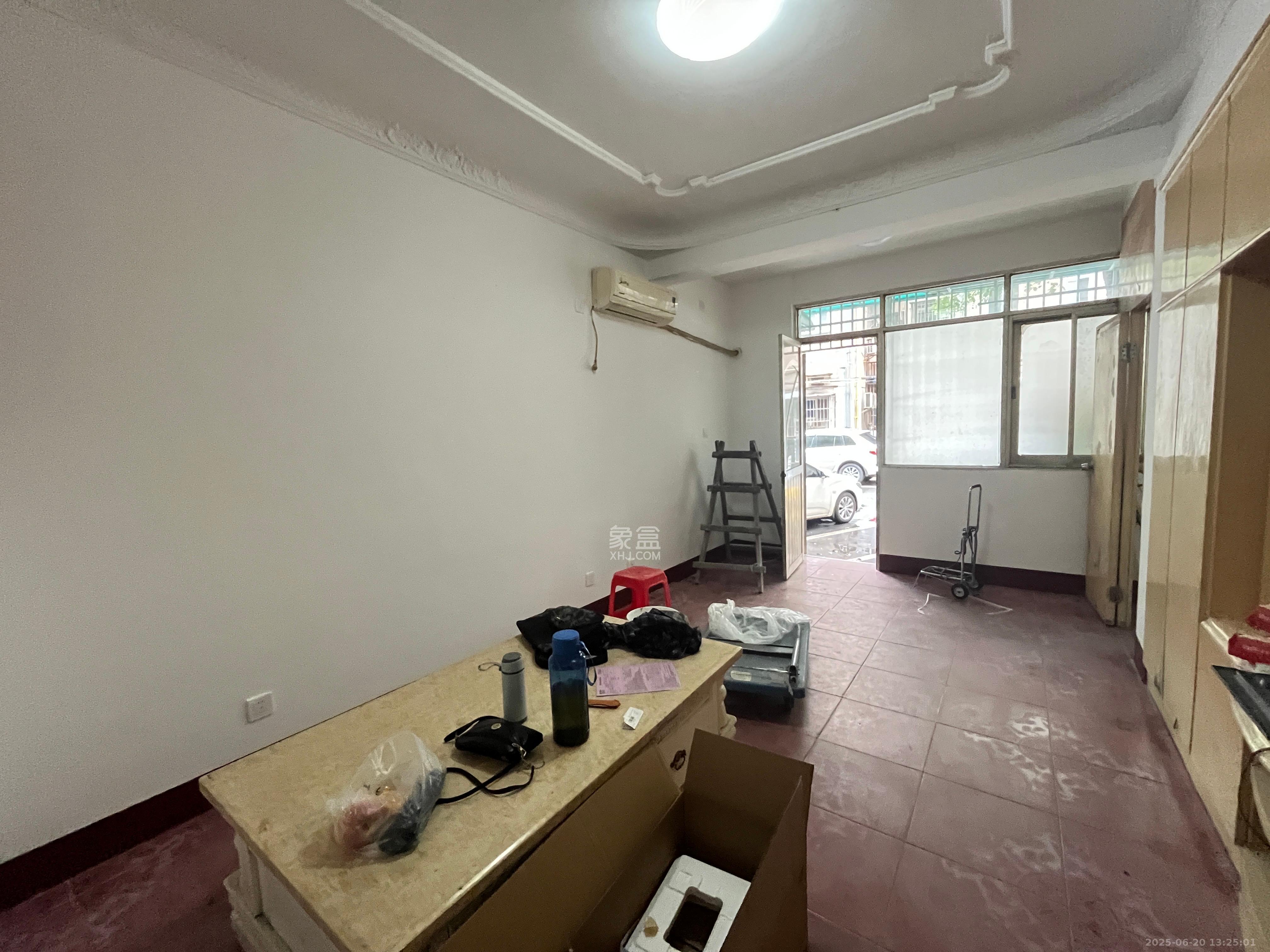 通程物流宿舍  2室2厅1卫   1700.00元/月室内图