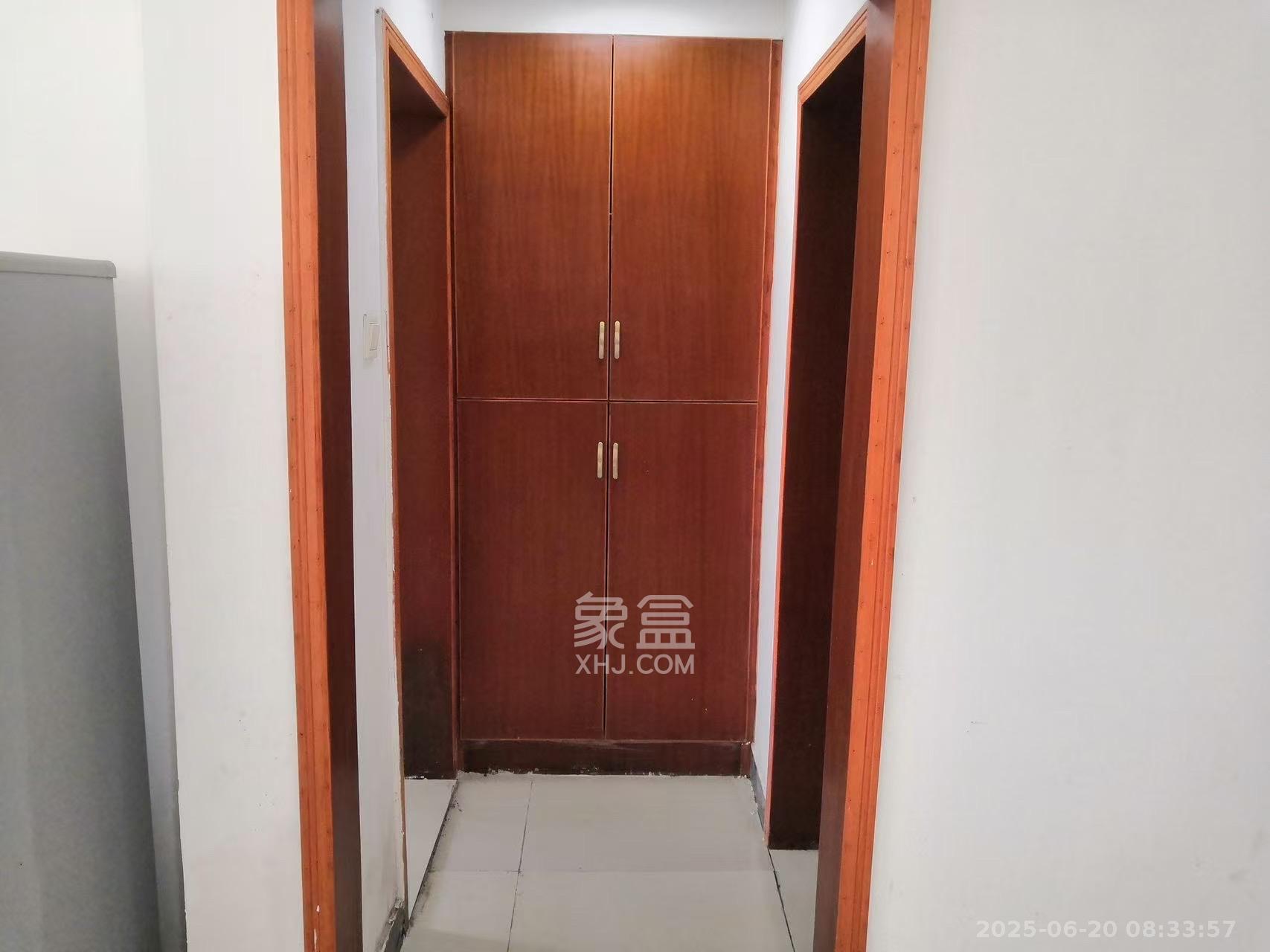 福邸雅苑  2室2厅1卫   2300.00元/月室内图