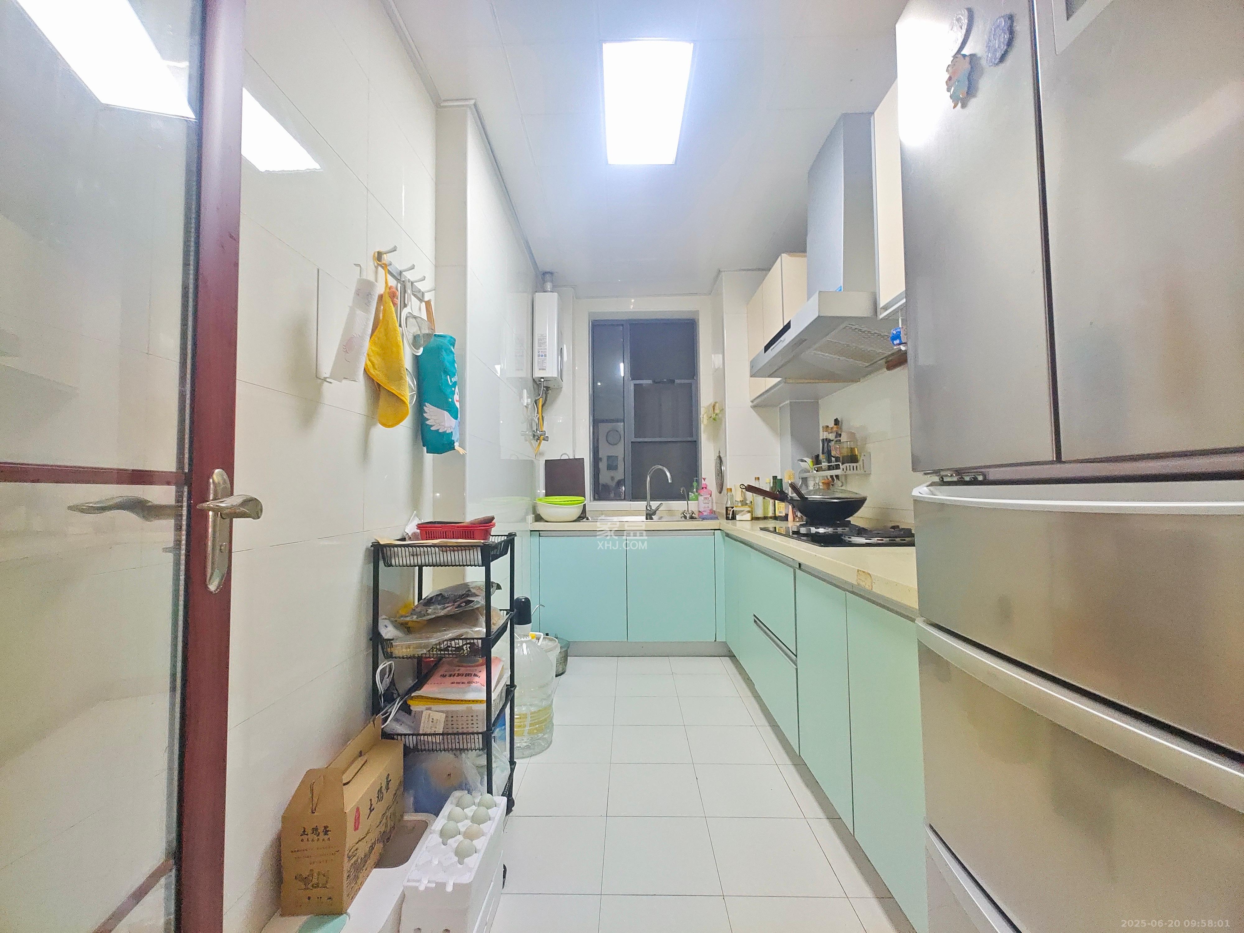 恒基凯旋门一二期  4室2厅2卫    2800.0元/月 恒基凯旋门一二期  4室2厅2卫    2800.0元/月室内图