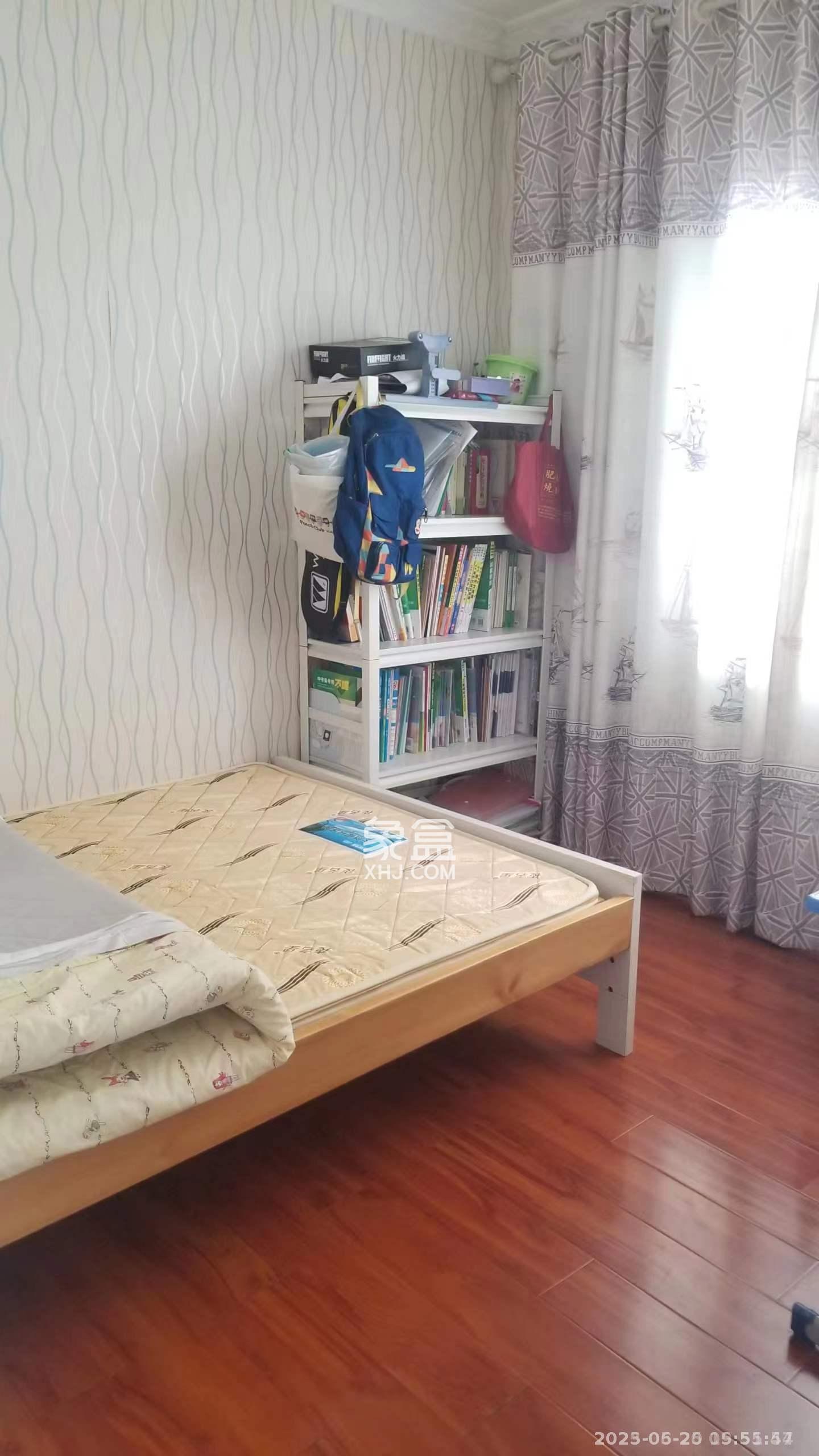 钰龙天下一期  2室2厅1卫   2200.00元/月室内图