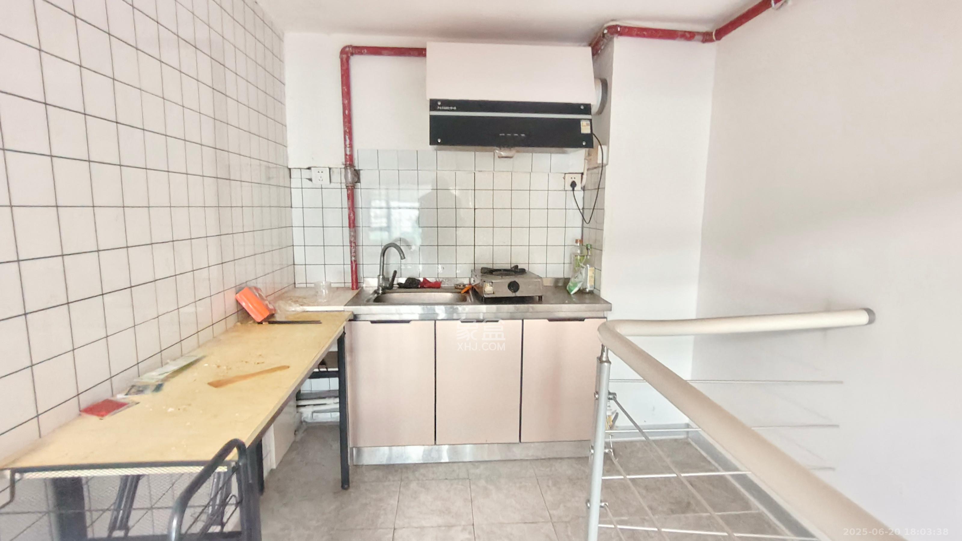 振业城三期  2室2厅1卫    2300.0元/月 振业城三期  2室2厅1卫    2300.0元/月室内图