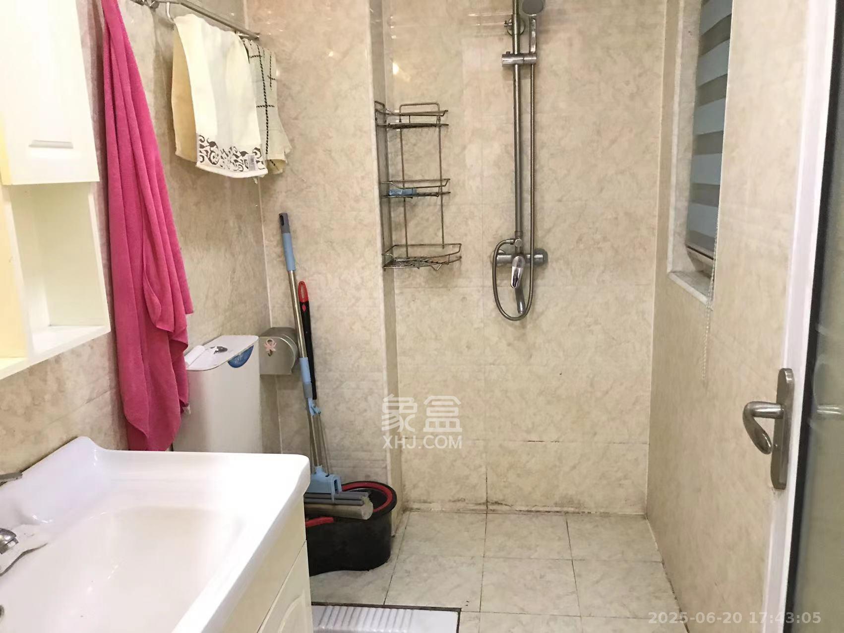 金科时代中心  2室2厅1卫   2200.00元/月室内图