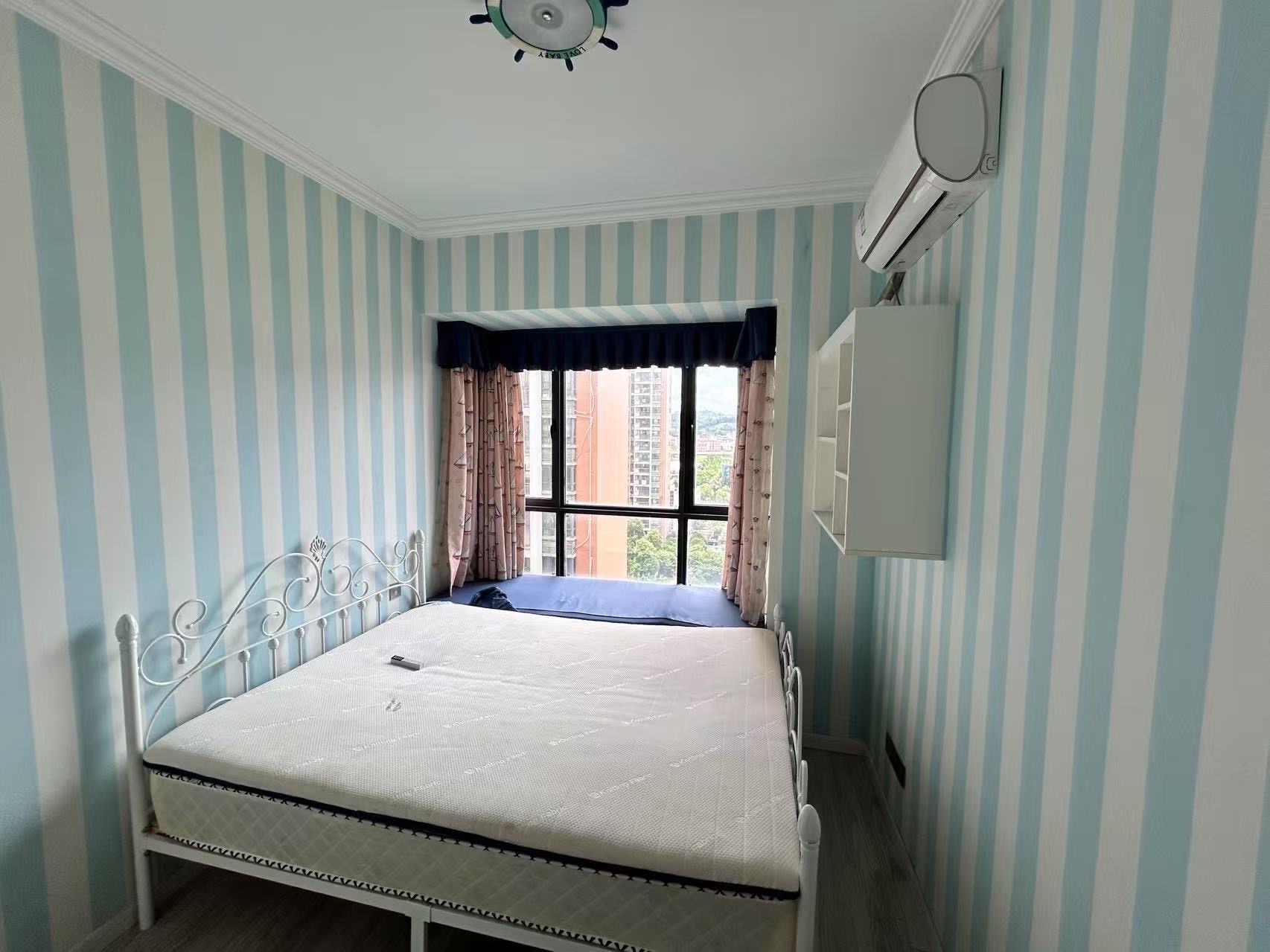 月亮湾三期 3室2厅1卫 1666.0元/月 月亮湾三期 3室2厅1卫 1666.0元/月室内图