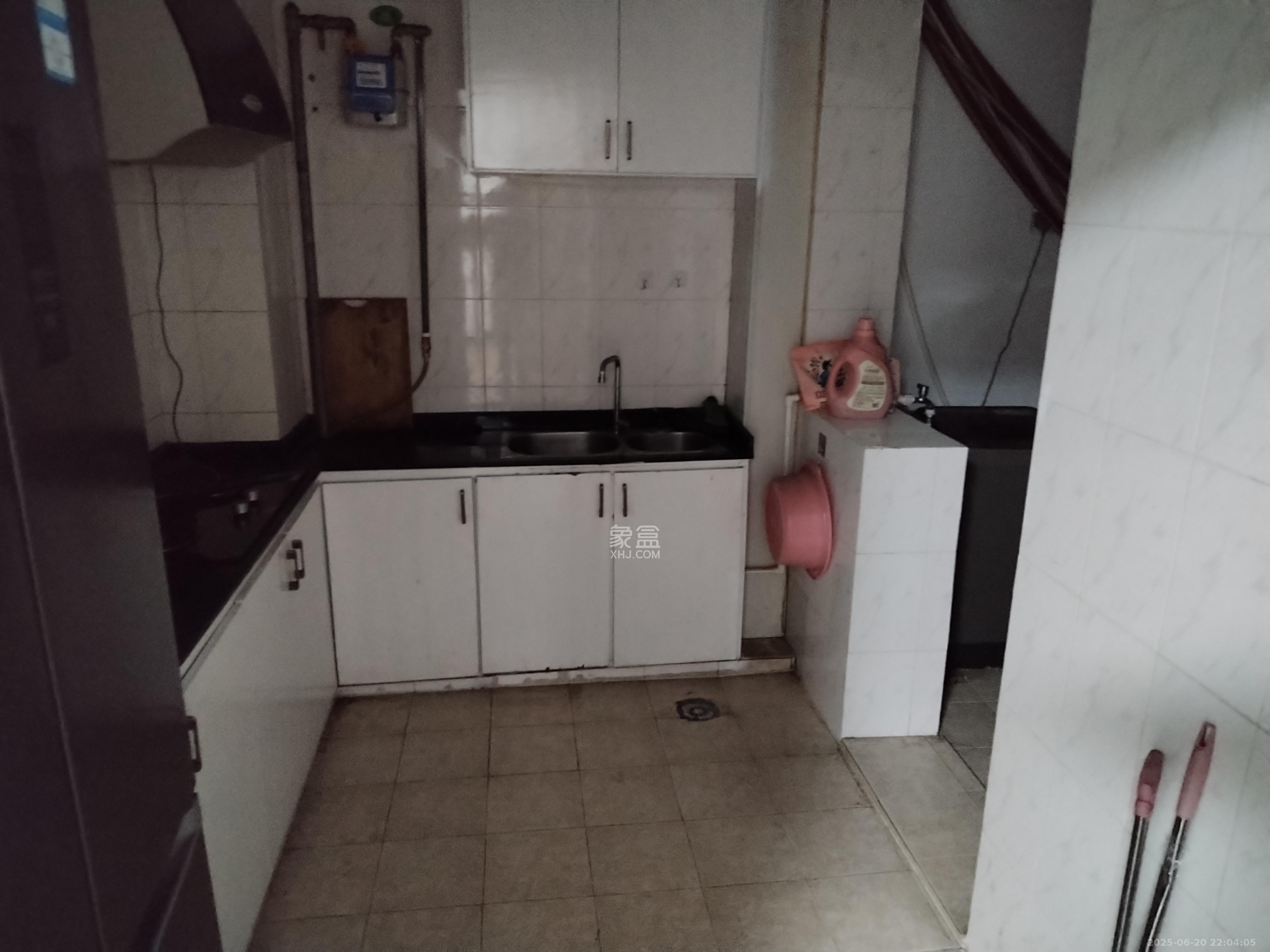 朝阳欣园 3室1厅1卫 3000.0元/月 朝阳欣园 3室1厅1卫 3000.0元/月室内图