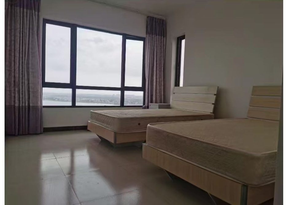 和风江岸 3室2厅2卫 3500.0元/月 和风江岸 3室2厅2卫 3500.0元/月室内图