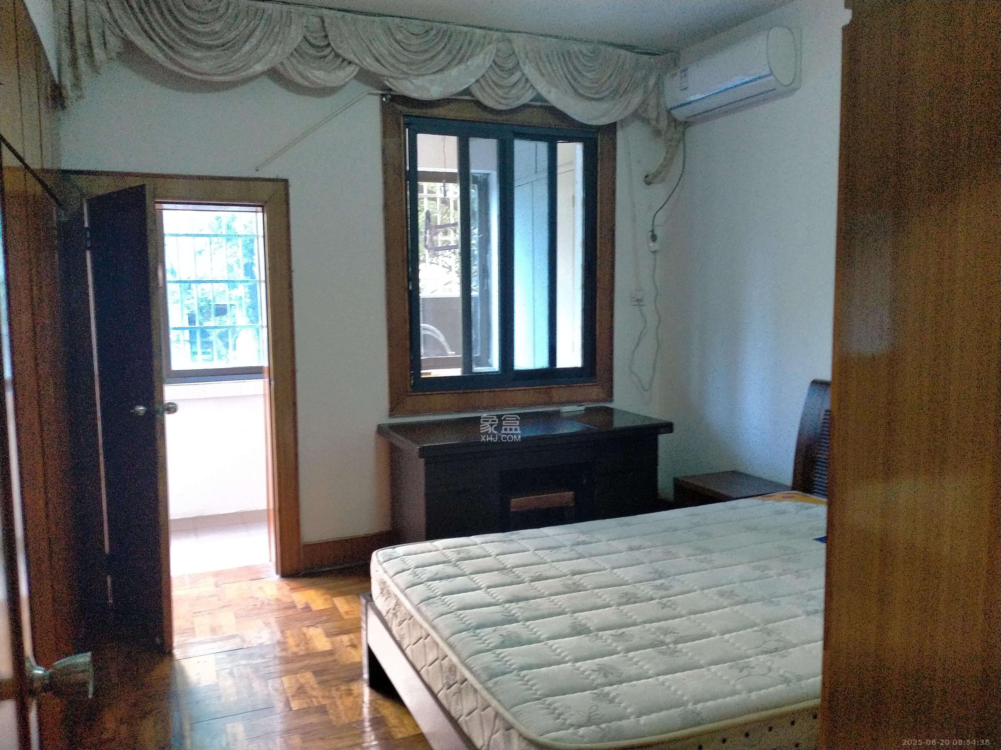 交通厅宿舍 3室2厅1卫 2500.0元/月 交通厅宿舍 3室2厅1卫 2500.0元/月室内图