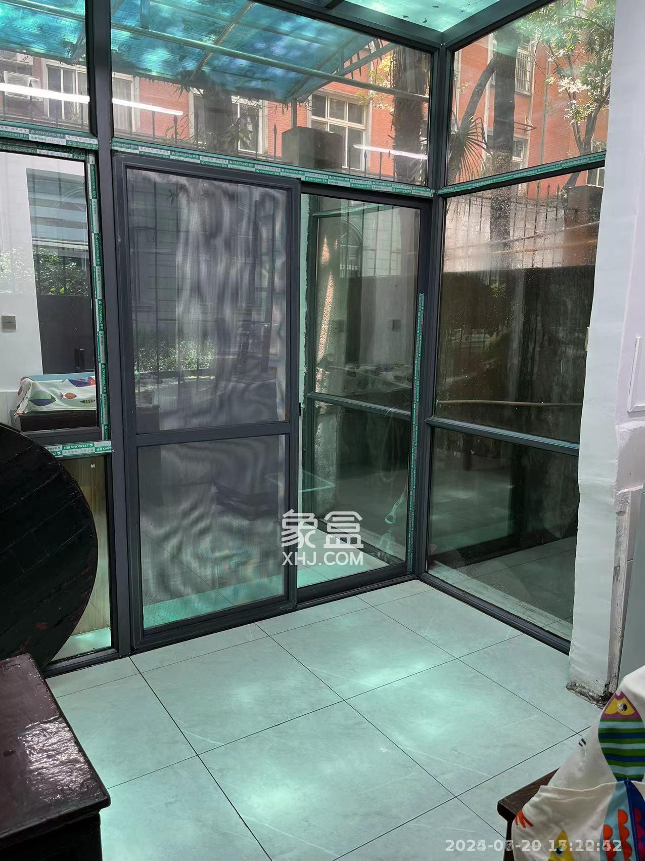 十一中学单位宿舍 3室1厅1卫 2000.0元/月 十一中学单位宿舍 3室1厅1卫 2000.0元/月室内图