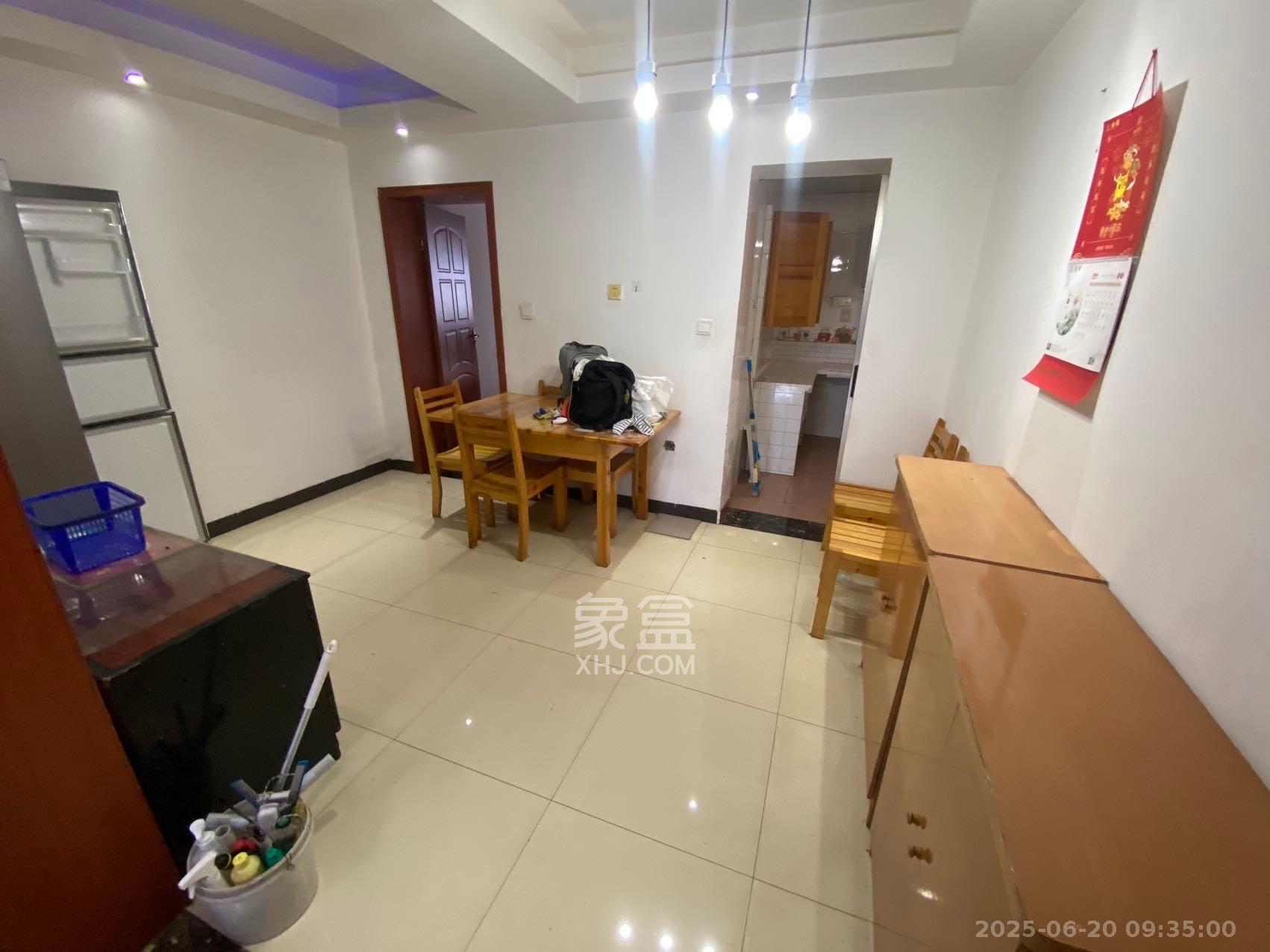 省地质研究所(地科家园) 3室2厅1卫 1800.0元/月 省地质研究所(地科家园) 3室2厅1卫 1800.0元/月室内图