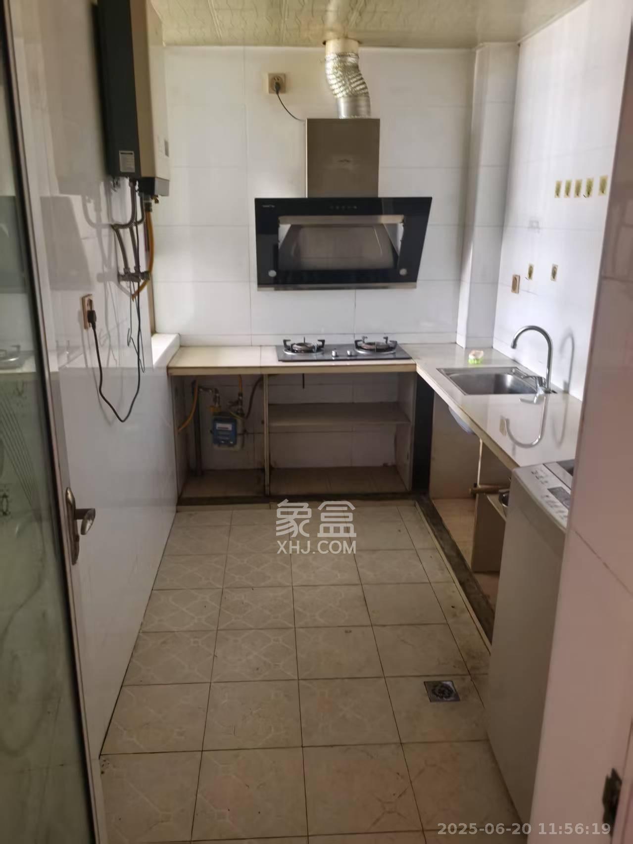 兴联母山小区 2室2厅1卫 1000.0元/月 兴联母山小区 2室2厅1卫 1000.0元/月室内图