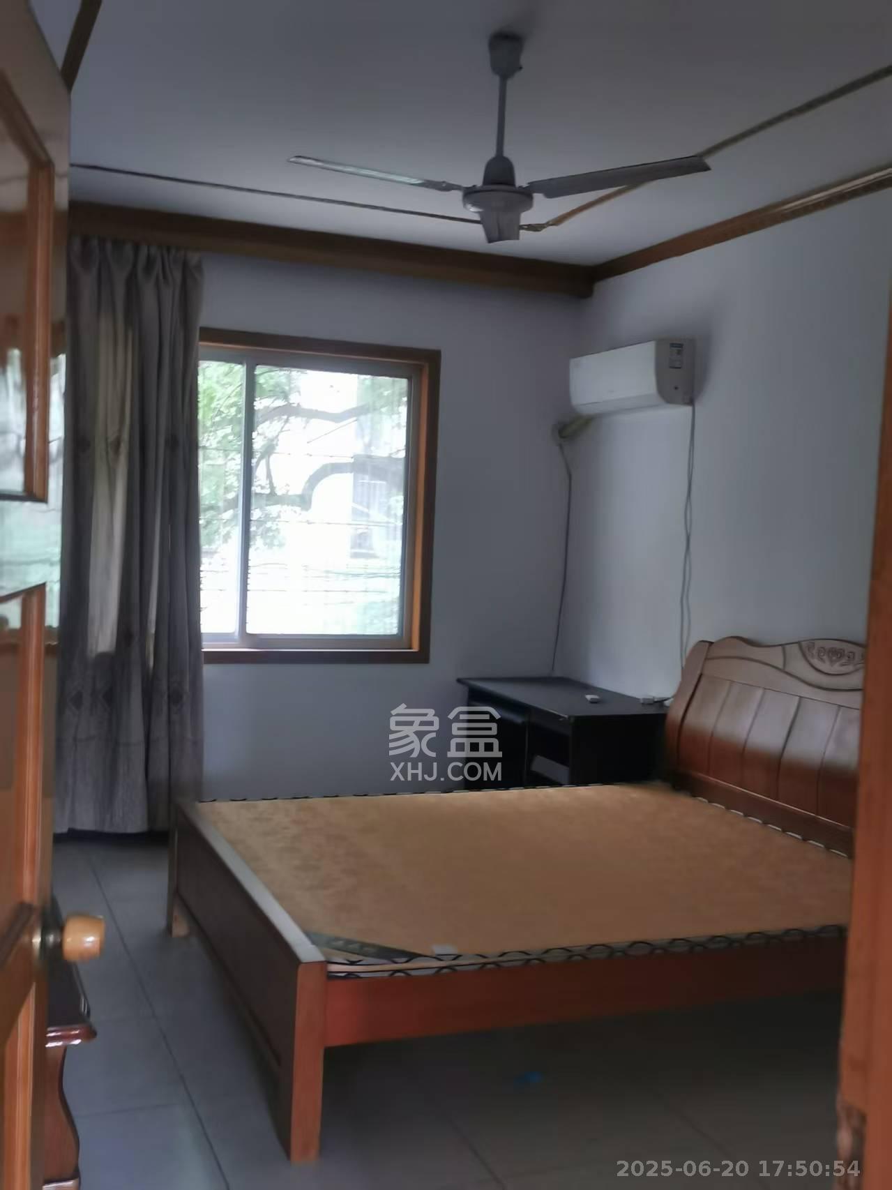 调塘路28号 2室2厅1卫 800.0元/月 调塘路28号 2室2厅1卫 800.0元/月室内图