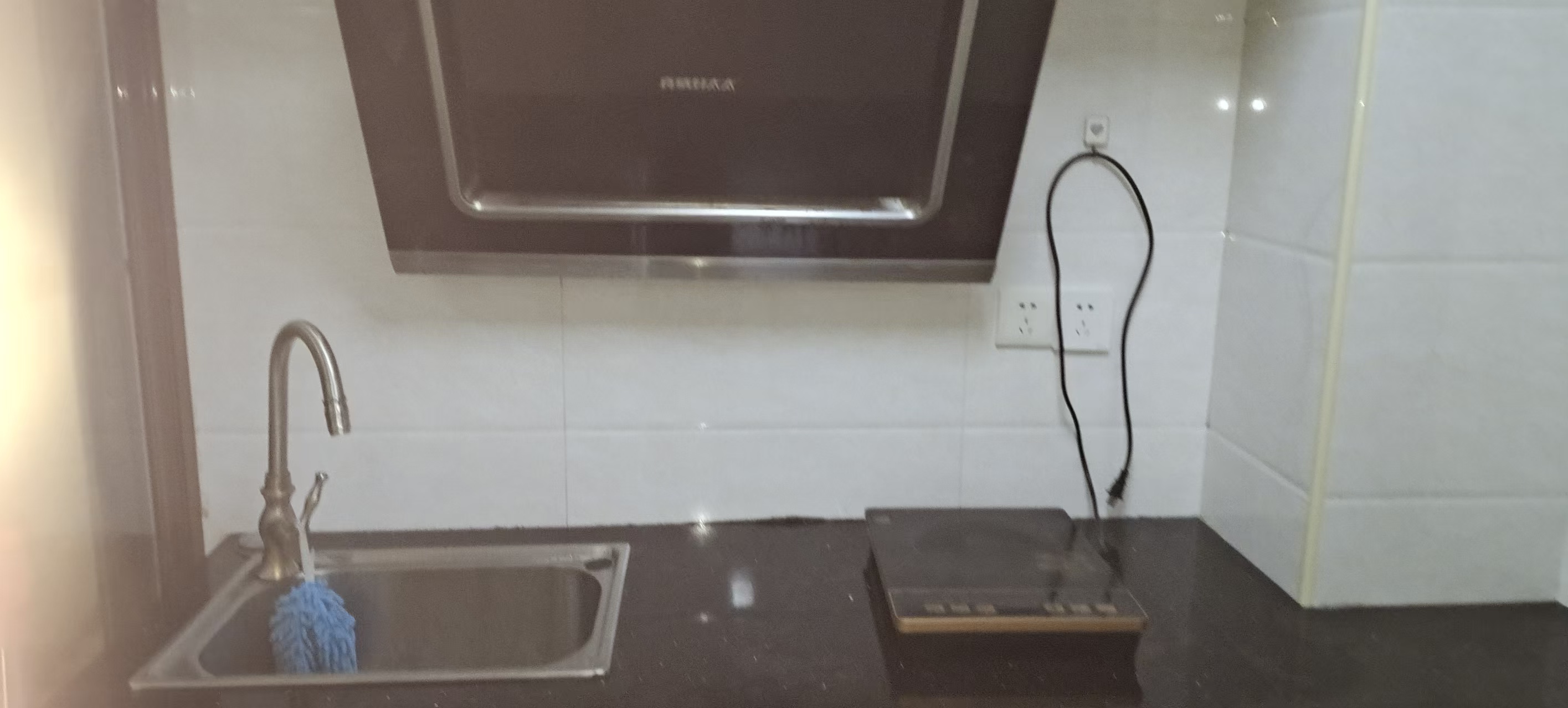 尚书房 1室1厅1卫 1250.0元/月 尚书房 1室1厅1卫 1250.0元/月室内图